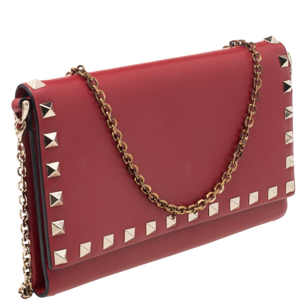 Valentino Red Leather Rockstud Wallet On Chain 3
