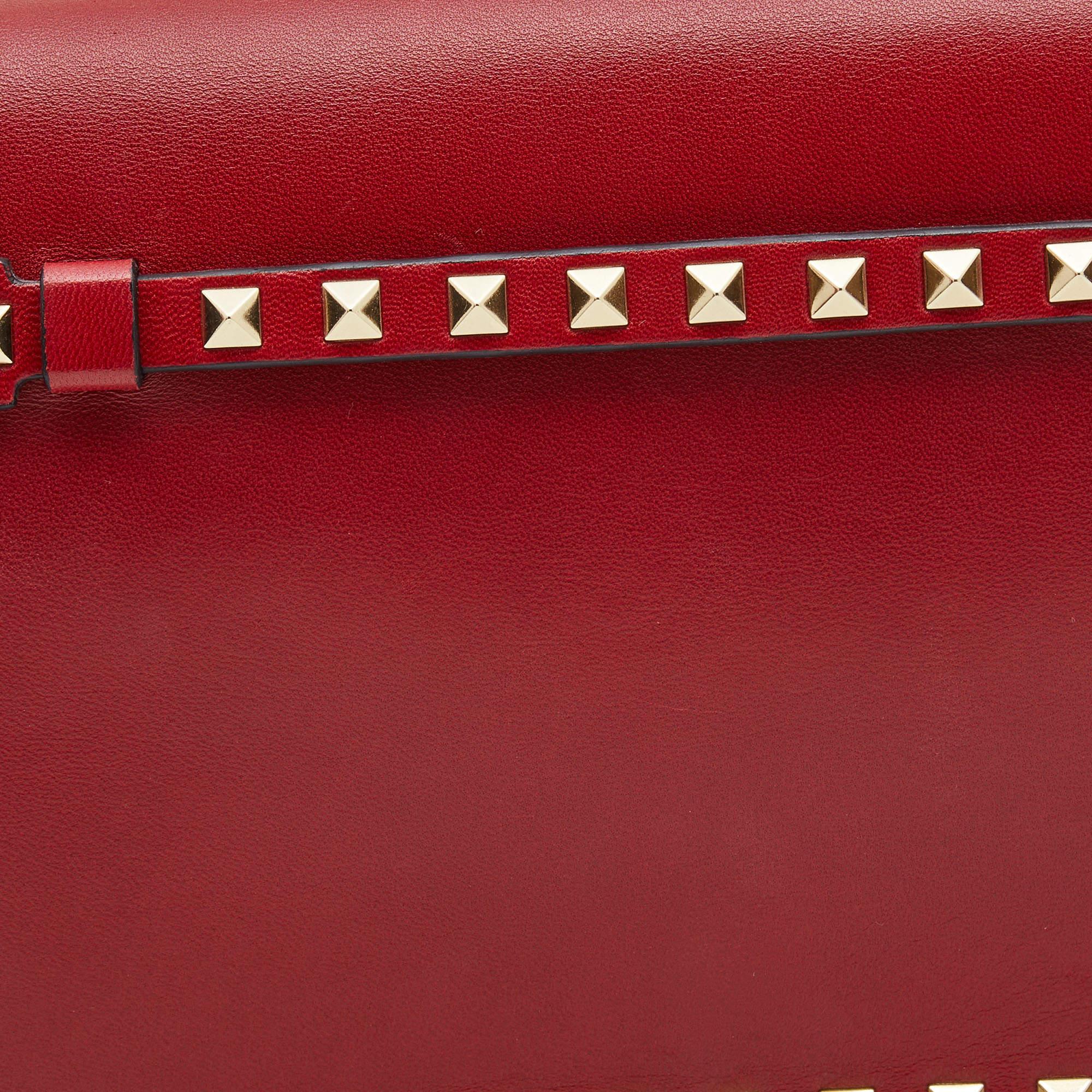 Valentino Red Leather Rockstud Wristlet Clutch 3
