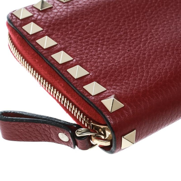 Valentino Red Leather Rockstud Zip Around Wallet For Sale at 1stDibs