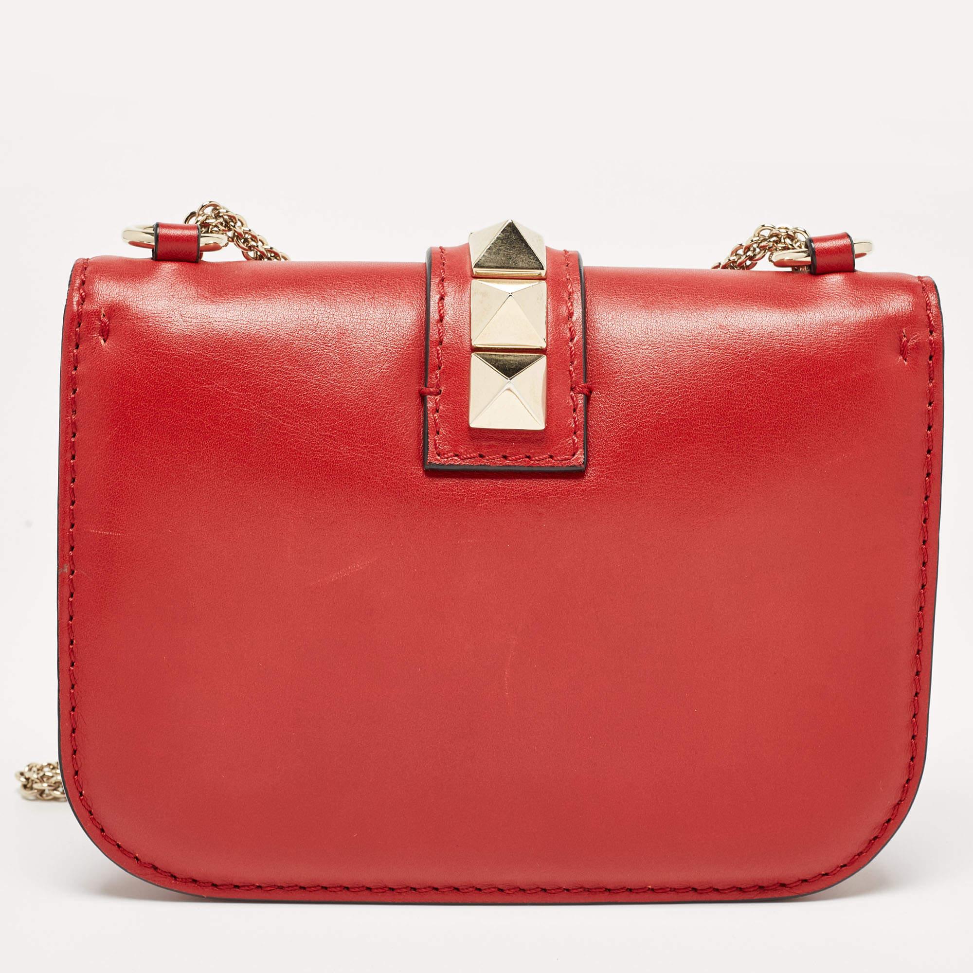 Valentino Red Leather Small Rockstud Glam Lock Flap Bag For Sale 2