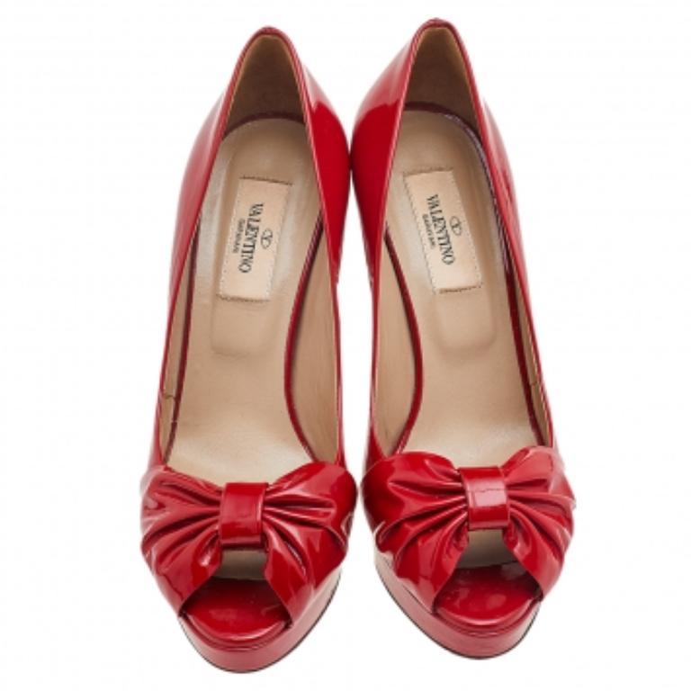 Women's Valentino Red Patent Leather Bow Peep Toe Pumps Size 36 For Sale