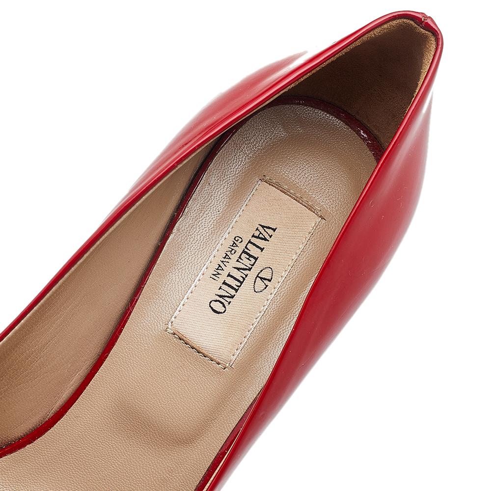 Valentino Red Patent Leather Bow Peep Toe Pumps Size 36 For Sale 3