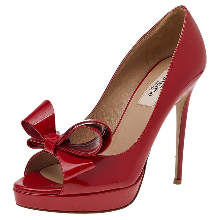 Red Patent Leather Couture Bow Peep Toe Size 39 For Sale 1stDibs