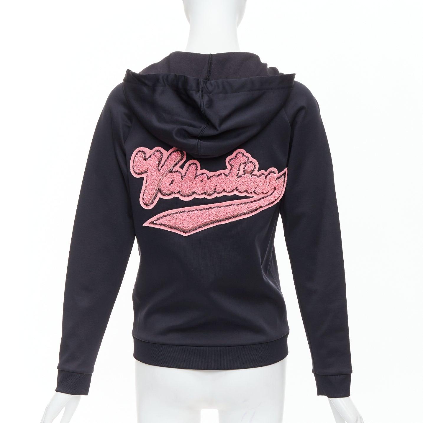 VALENTINO red pink velvet lipstick beaded applique black hoodie S
Reference: MECG/A00058
Brand: Valentino
Designer: Pier Paolo Piccioli
Collection: 2018 SS
Material: Polyamide, Blend
Color: Black, Pink
Pattern: Solid
Closure: Zip
Extra Details: