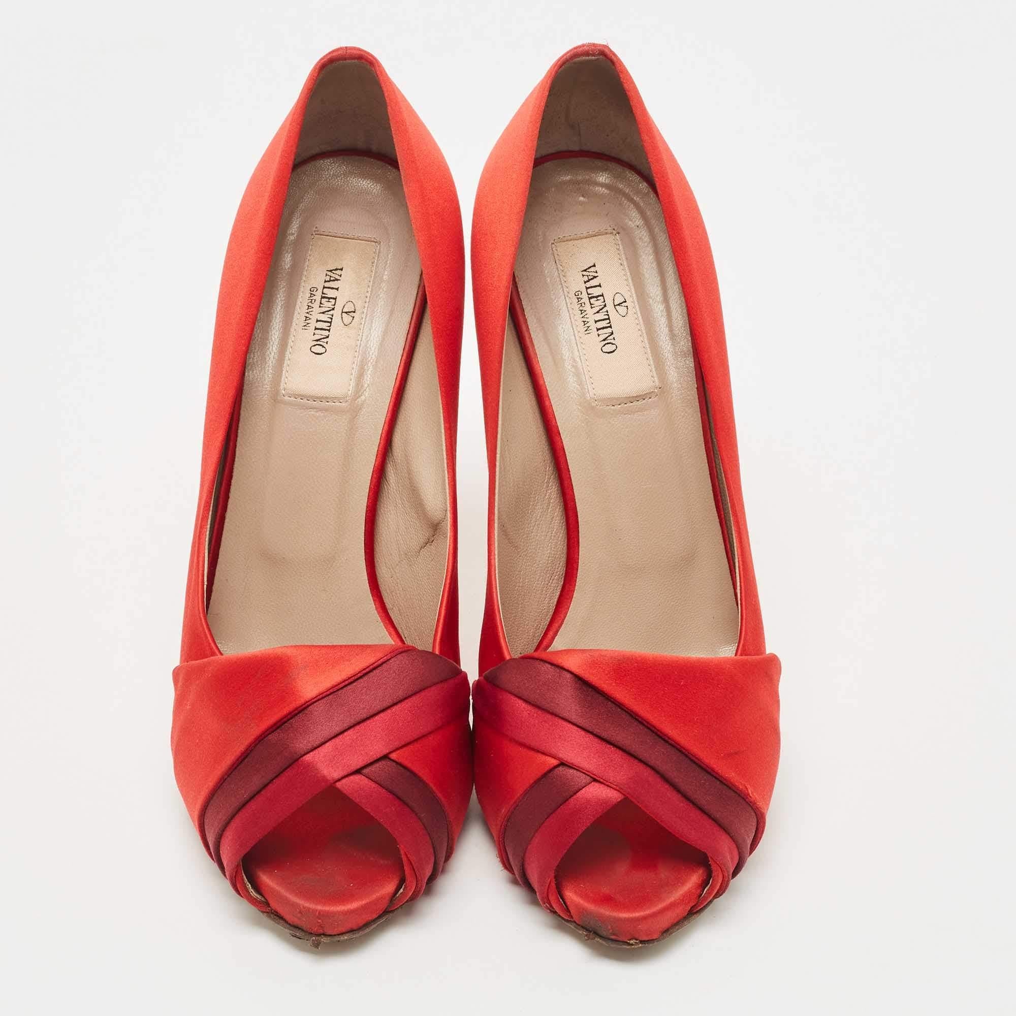 Rouge Valentino escarpins rouges plissés à bout ouvert, taille 39