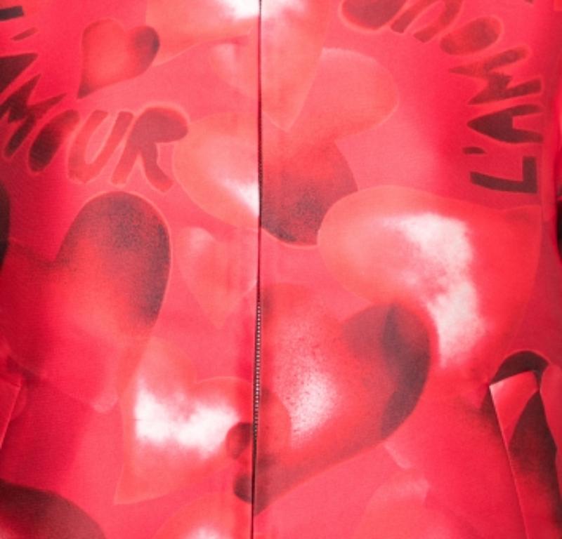 Valentino Rouge Veste zippée en satin imprimé S Excellent état - En vente à Dubai, Al Qouz 2