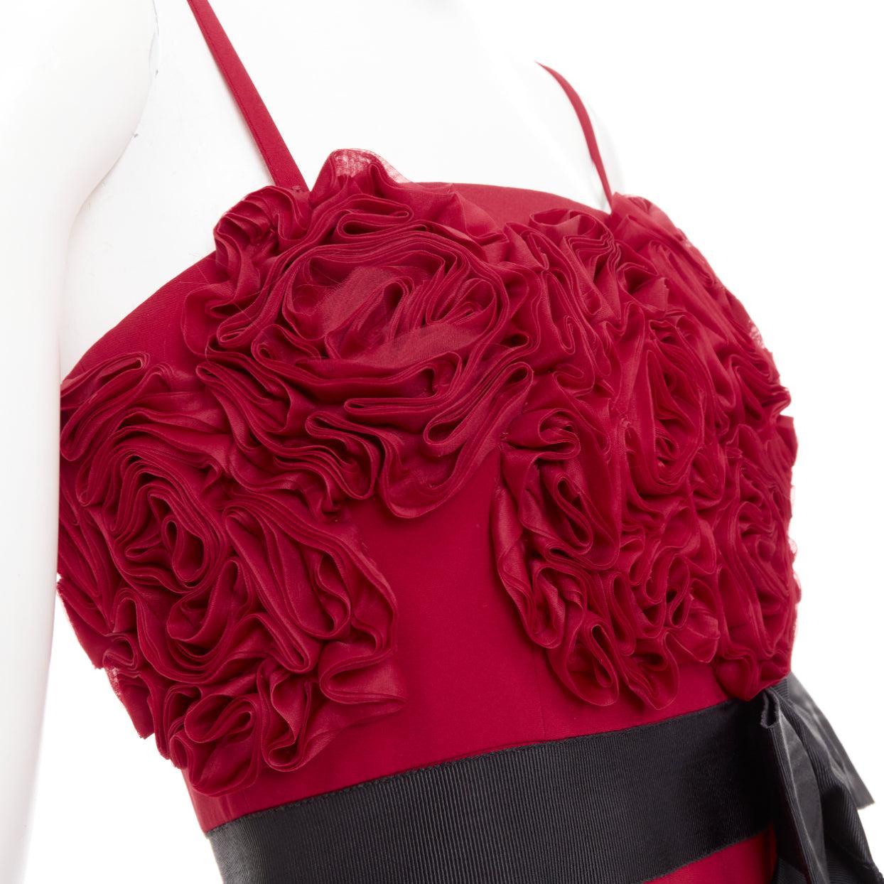 VALENTINO red Rosette ruffle boned bust black bow belt midi gown IT40 S
Reference: CC/A00461
Brand: Valentino
Material: Viscose, Blend
Color: Red, Black
Pattern: Solid
Closure: Zip
Lining: Nude Fabric
Extra Details: Boned corset bust..
Made in: