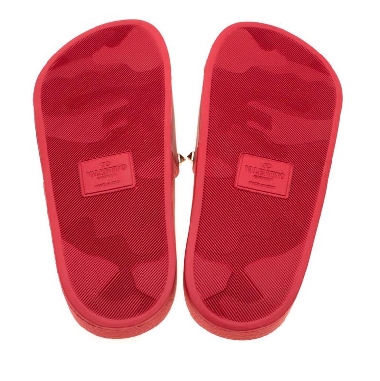 inexpensive clogs