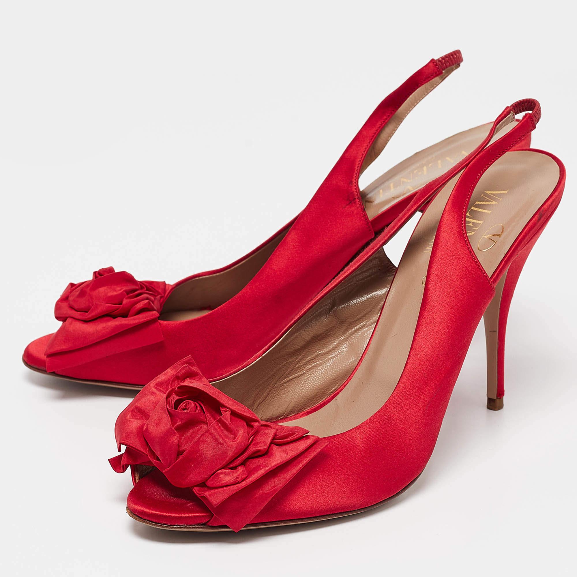 Make a chic style statement with these designer pumps. They showcase sturdy heels and durable soles perfect for your fashionable outings