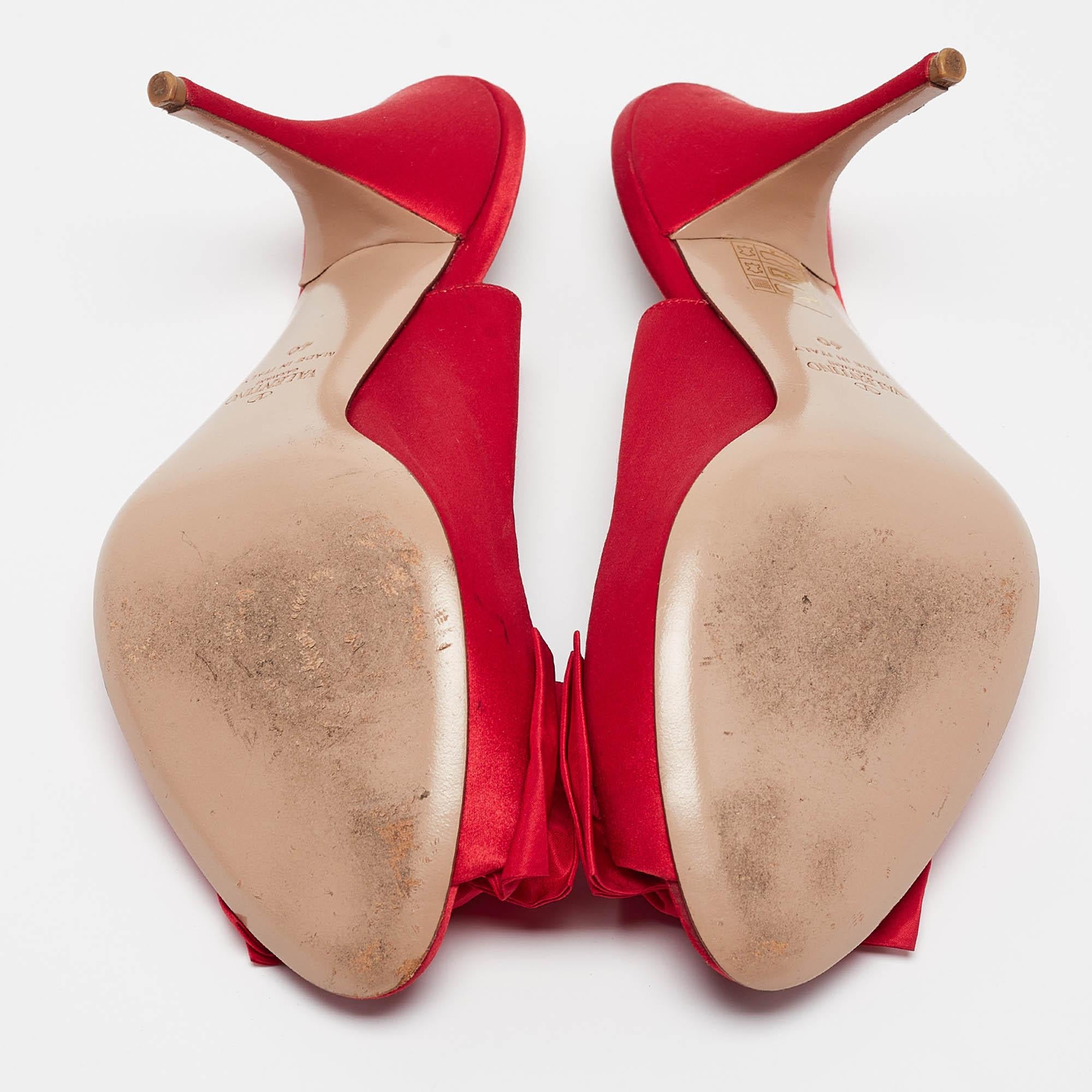 Valentino Red Satin Bow Peep Toe Slingback Pumps Size 40 2