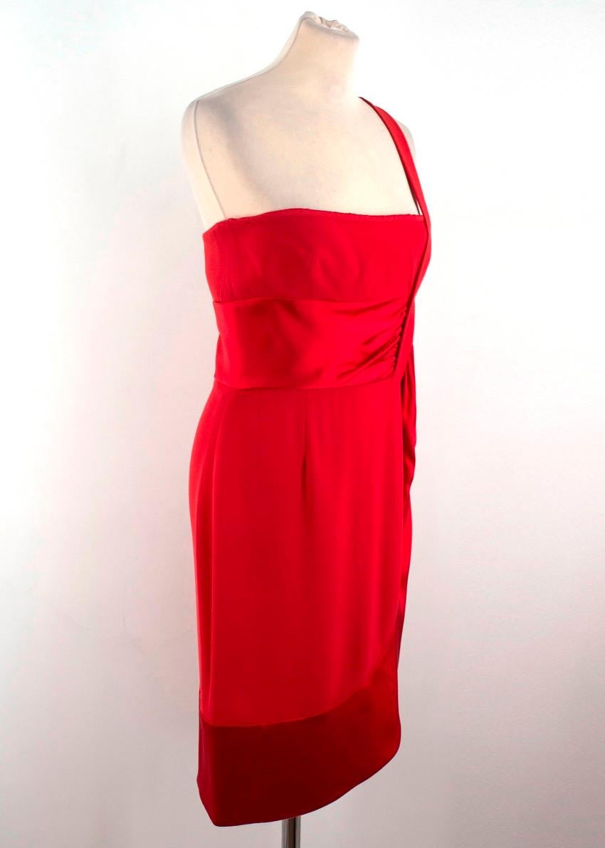 Valentino Red Silk Evening Dress

-One shoulder strap on left side
-Thick waistband, gathered at the side
-Split leg on left side
-Concealed zip on the back
-Boning on either side
- 100% Silk

Please note, these items are pre-owned and may show