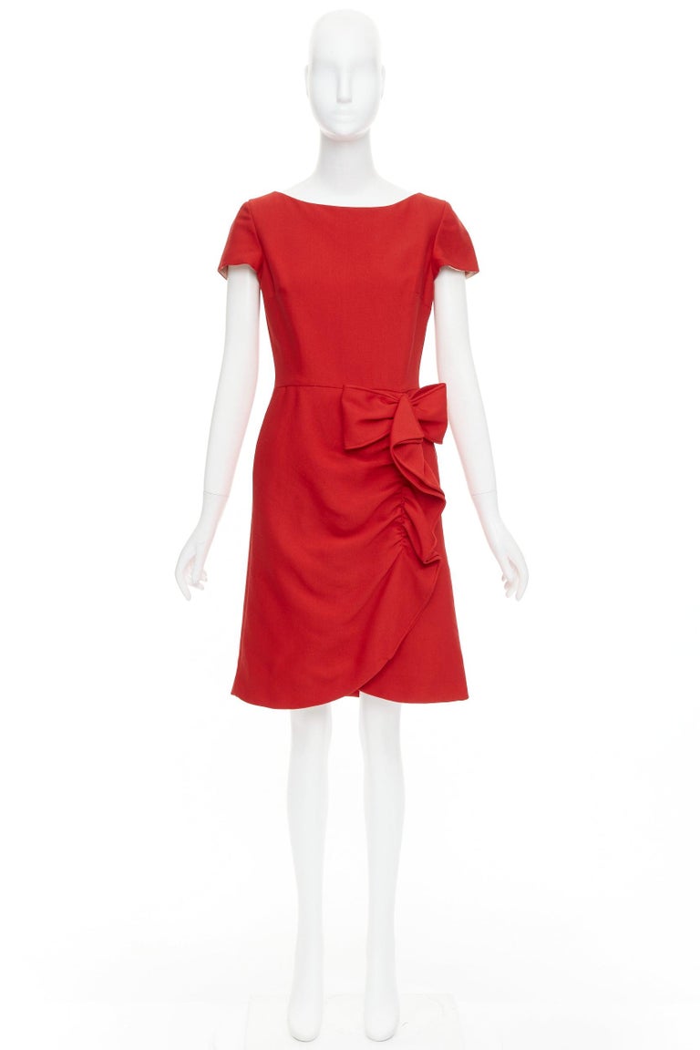 green emerald velvet dress VALENTINO Pre-Fall 19 Size 0 Red Viscose Blend Lace Pleated Dress  Sui  Generis Designer Consignment