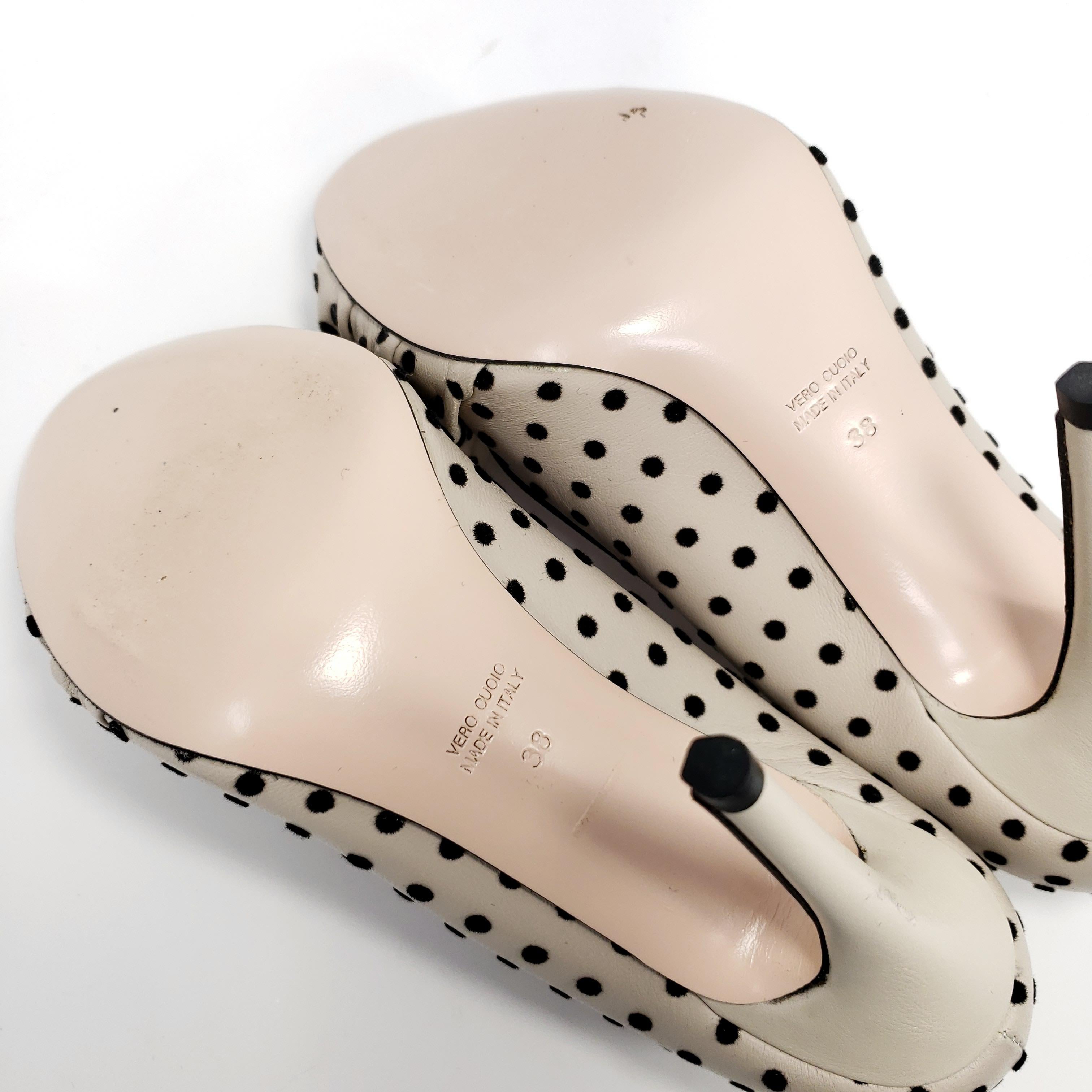 Valentino Red Slip On Stiletto Bow and Polka Dot Heels, Women's Pumps In Excellent Condition In Milford, DE