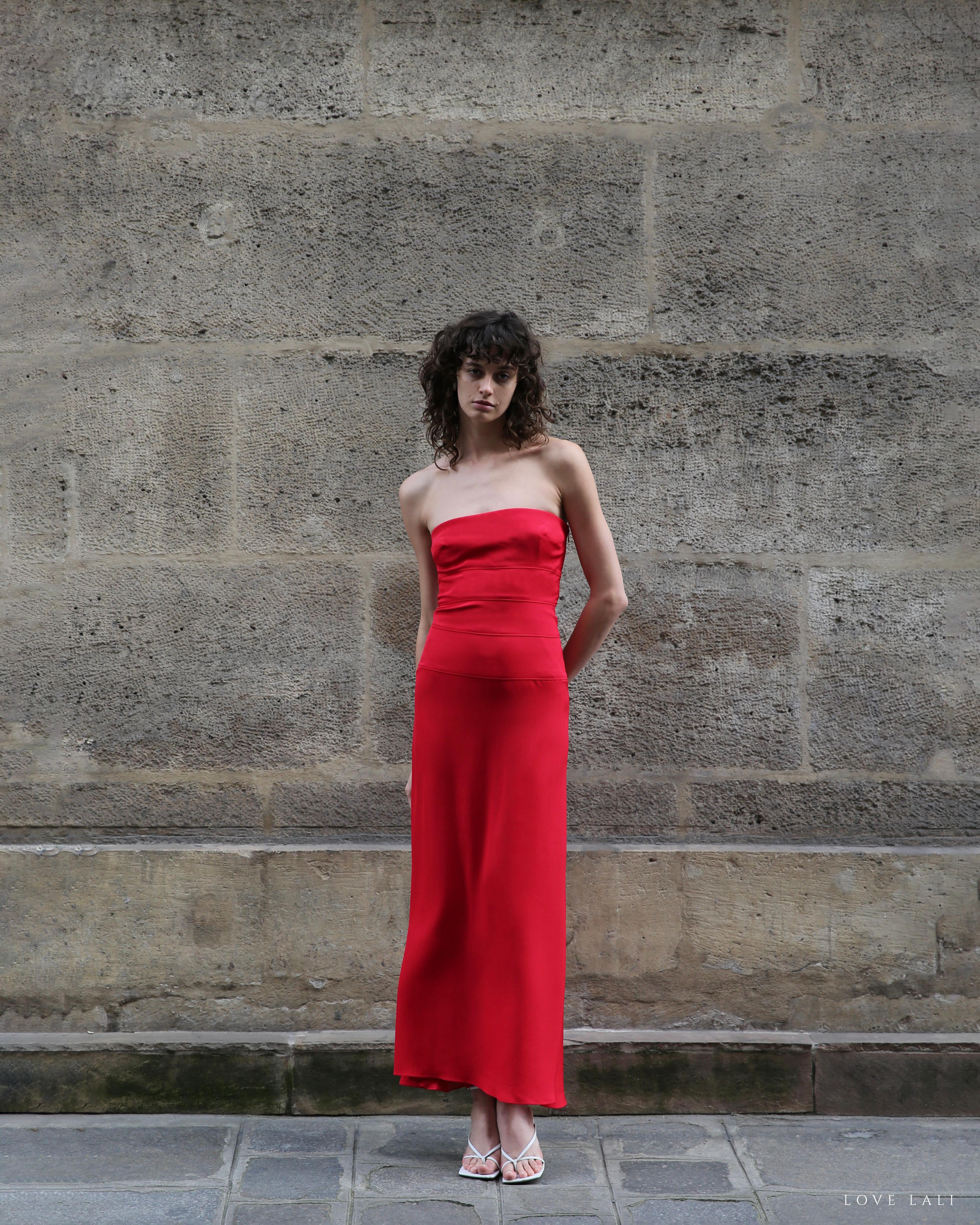 Valentino Red strapless bustier bow back silk long dress gown XS-S In Good Condition For Sale In Milano, Lombardia