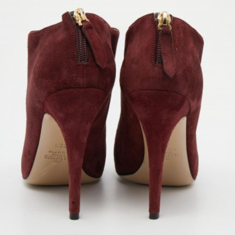 Valentino Bottines en daim rouge Taille 38.5 Pour femmes en vente