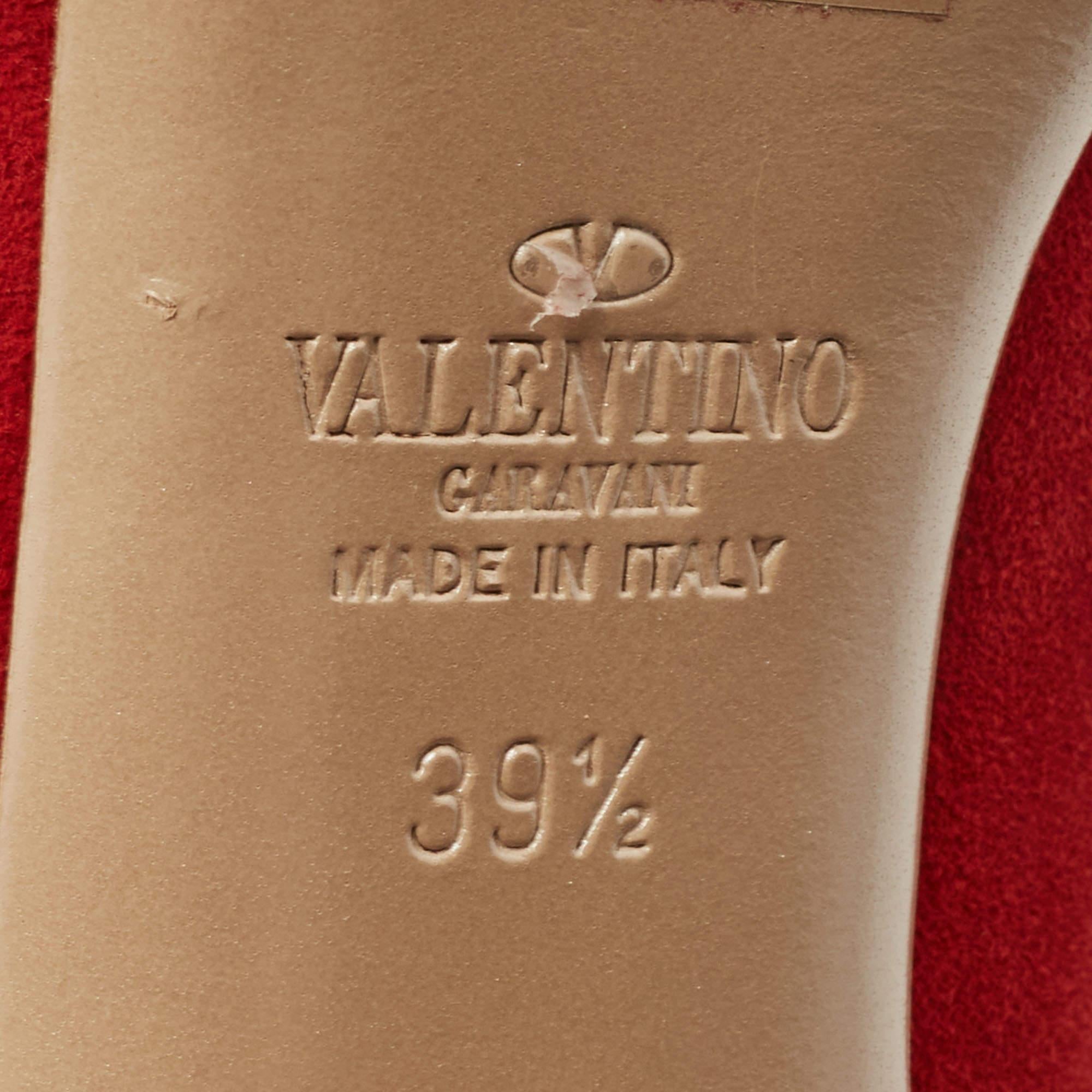 Valentino Bombas de ante rojo Rose Peep Toe Tamaño 39.5 en venta 2