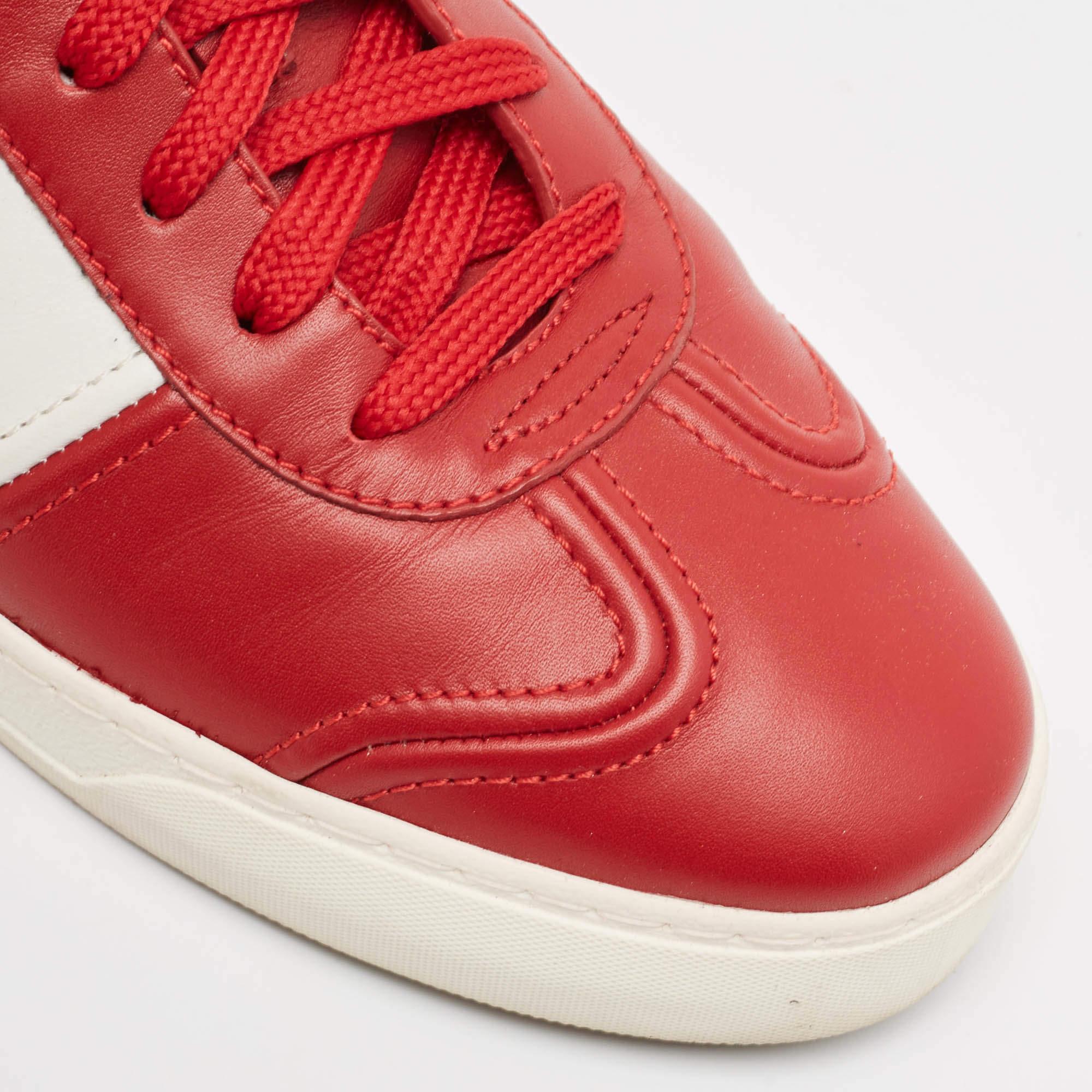 Valentino Rot/Weiß Leder Fly Crew Low Top Turnschuhe Größe 40,5 im Angebot 2