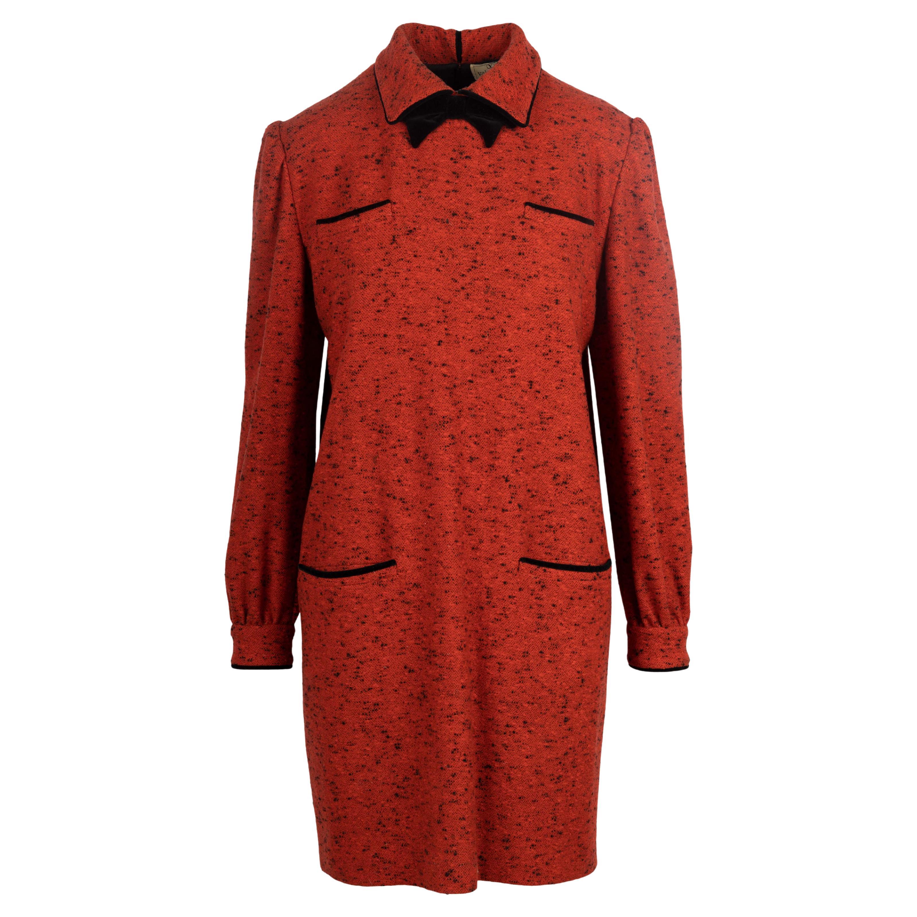 Valentino Red Wool Collar Dress with Bow - '80s For Sale