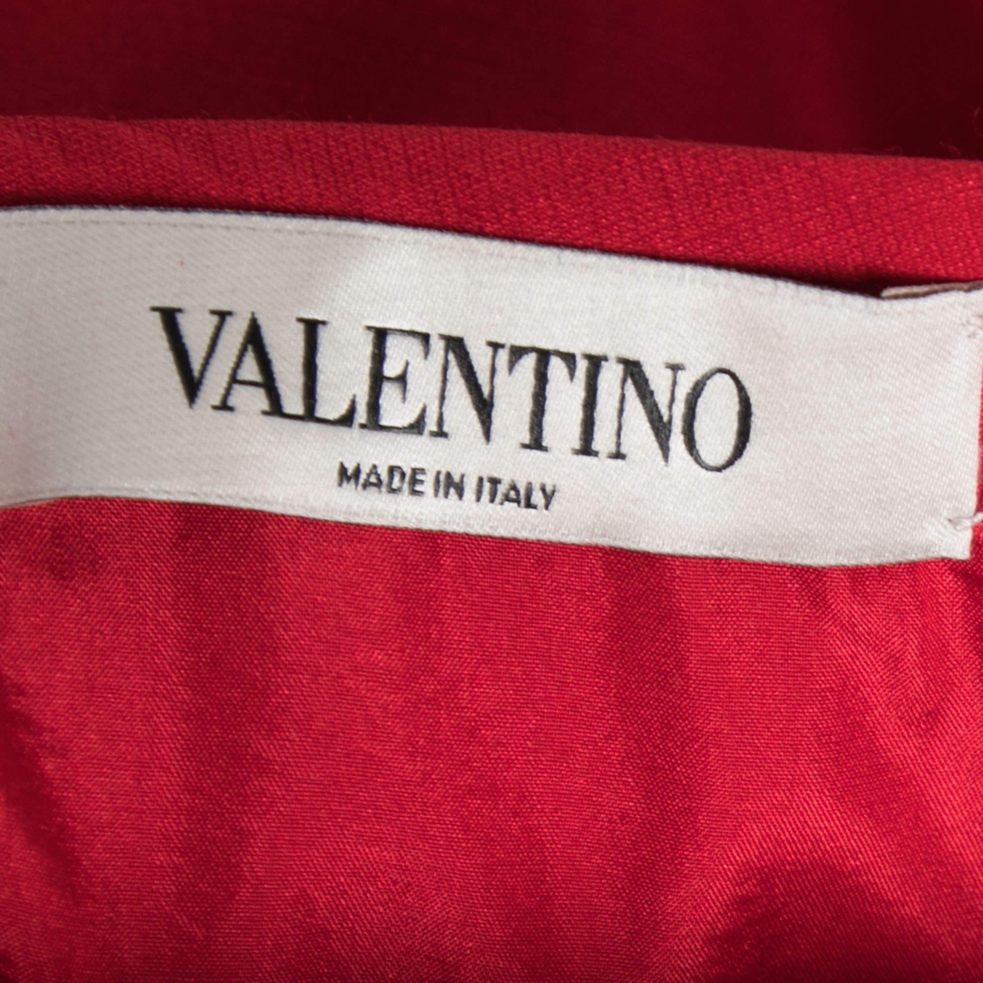 Valentino Red Wool & Silk Pintucked Shorts S For Sale 2