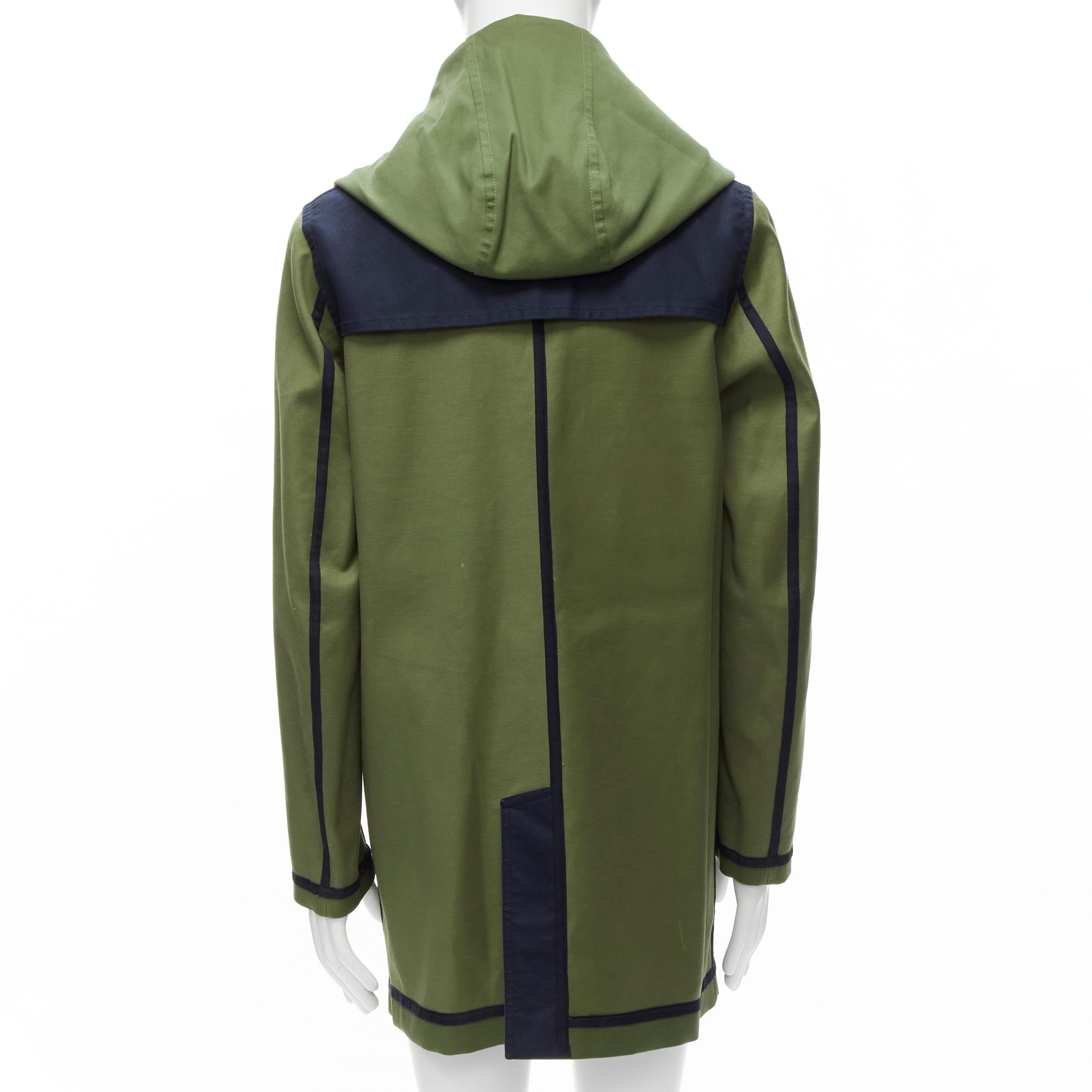 VALENTINO Manteau réversible à col surdimensionné en popeline de coton vert marine EU48 M en vente 8