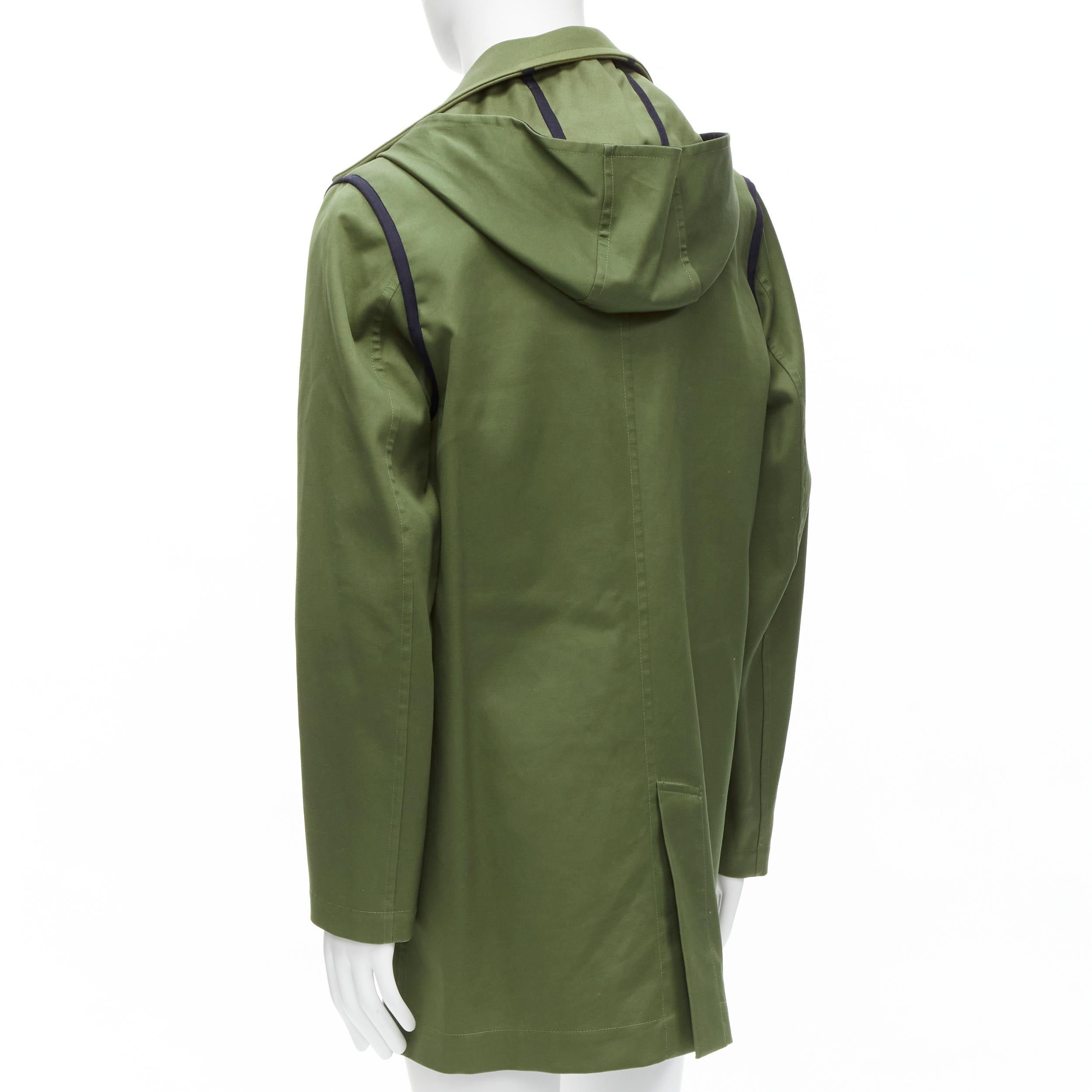 VALENTINO Manteau réversible à col surdimensionné en popeline de coton vert marine EU48 M en vente 1