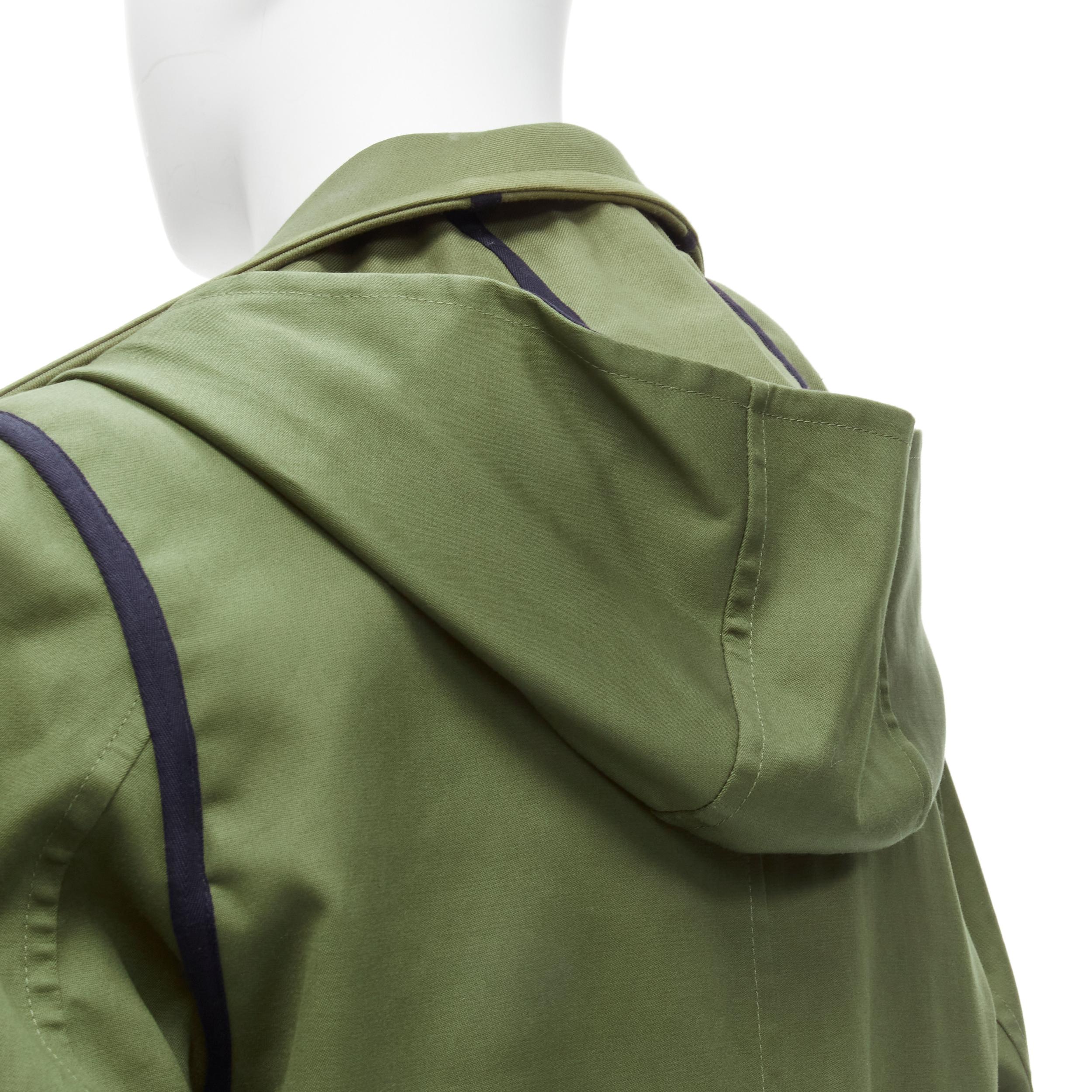 VALENTINO Manteau réversible à col surdimensionné en popeline de coton vert marine EU48 M en vente 4