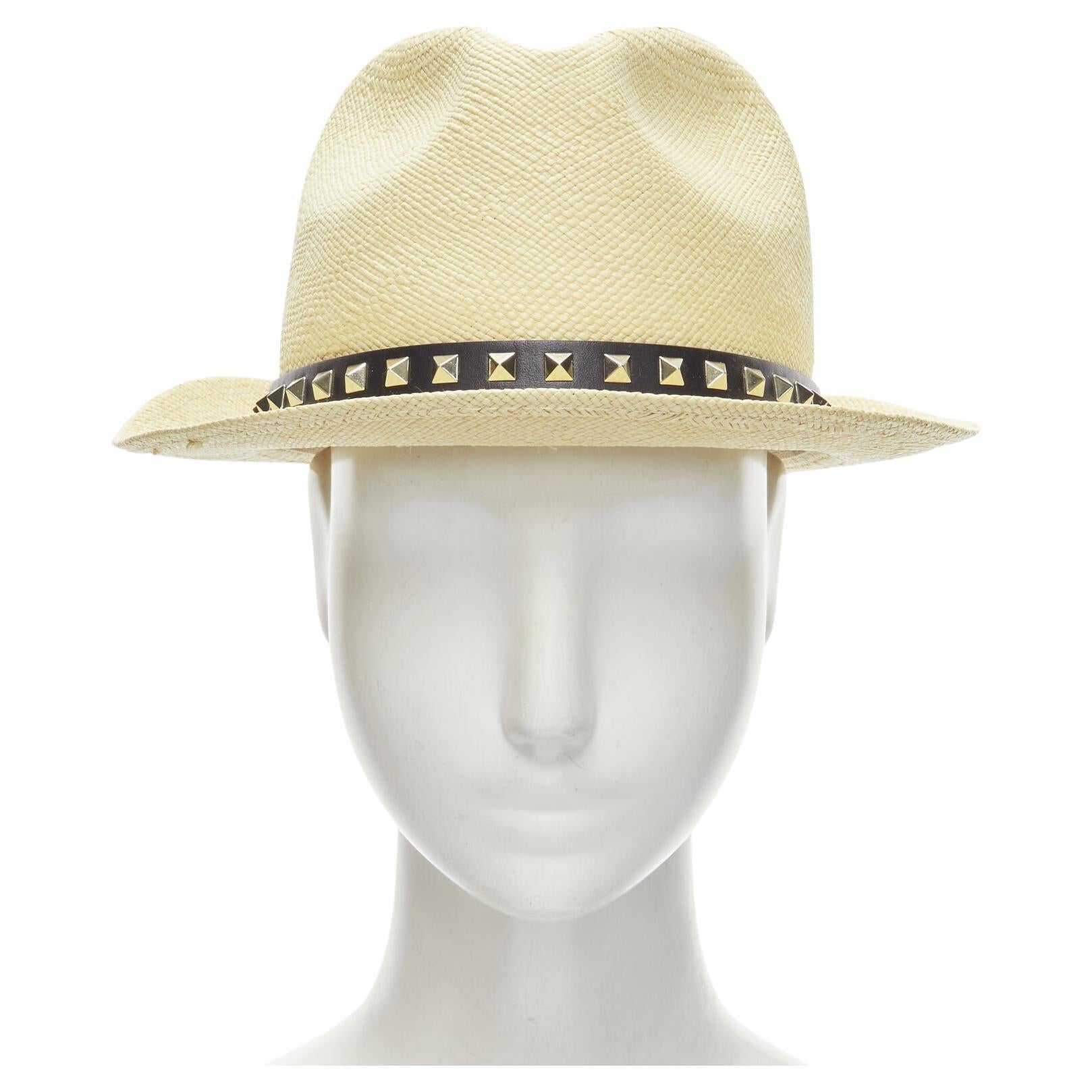 VALENTINO Rockstud beige raffia black calfskin leather studded straw hat For Sale