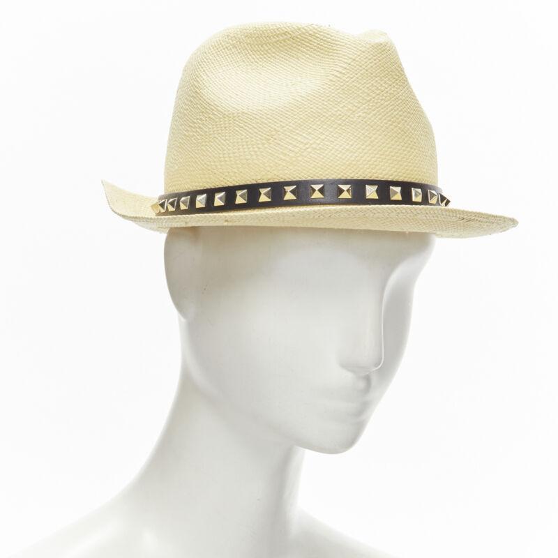 VALENTINO Rockstud beige raffia black calfskin leather studded straw hat For Sale