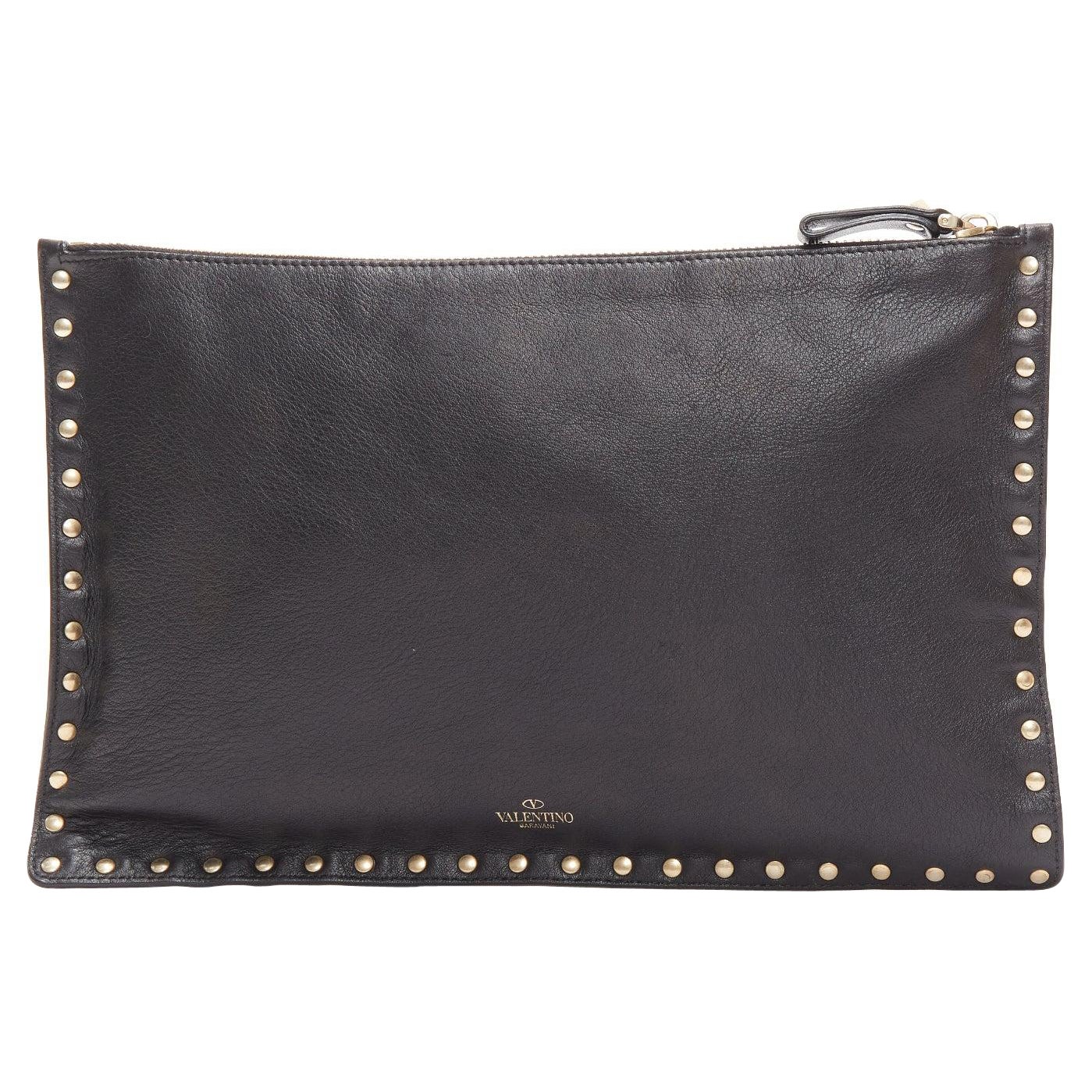 Valentino Rockstud - Pochette nera con borchie tonde e logo a triangolo in oro