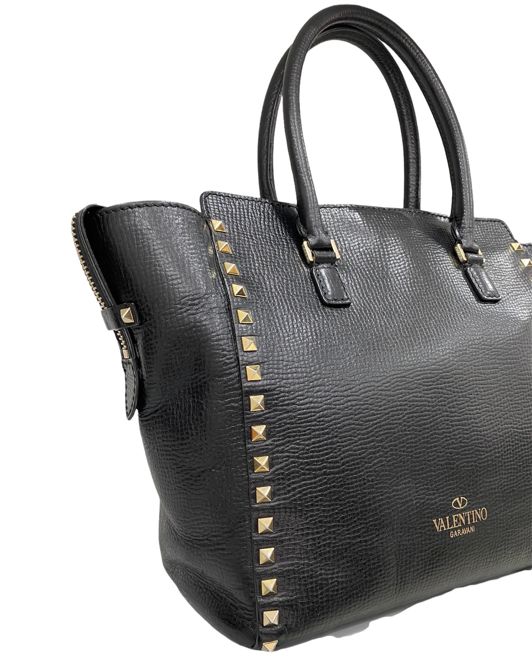 Valentino Rockstud Black Shopper Shoulder Bag In Excellent Condition In Torre Del Greco, IT