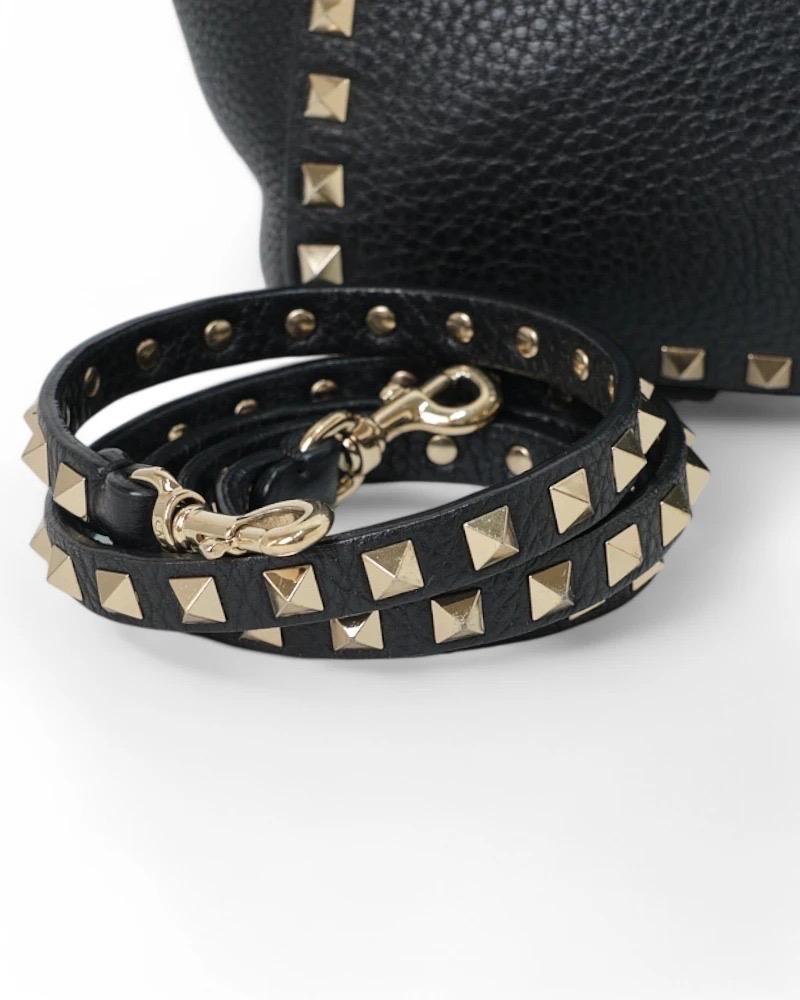 Valentino Rockstud Borsa a tracolla Pelle Granulata Nera en vente 7