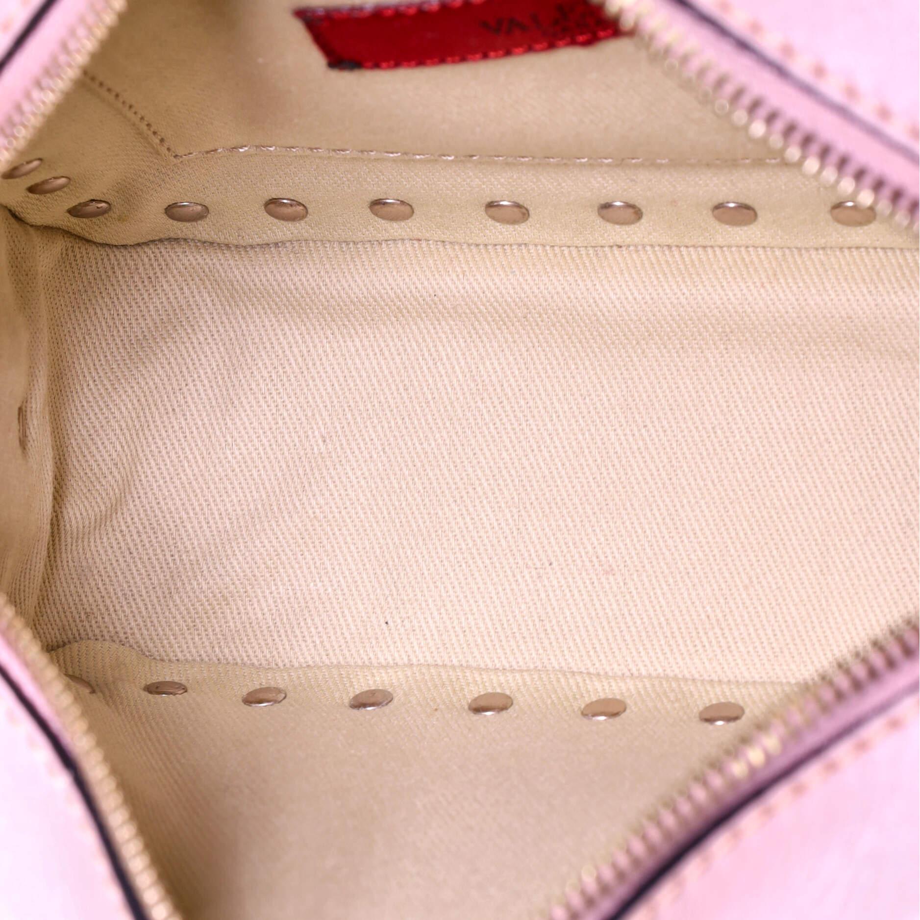 Valentino Rockstud Camera Crossbody Bag Leather In Fair Condition In NY, NY