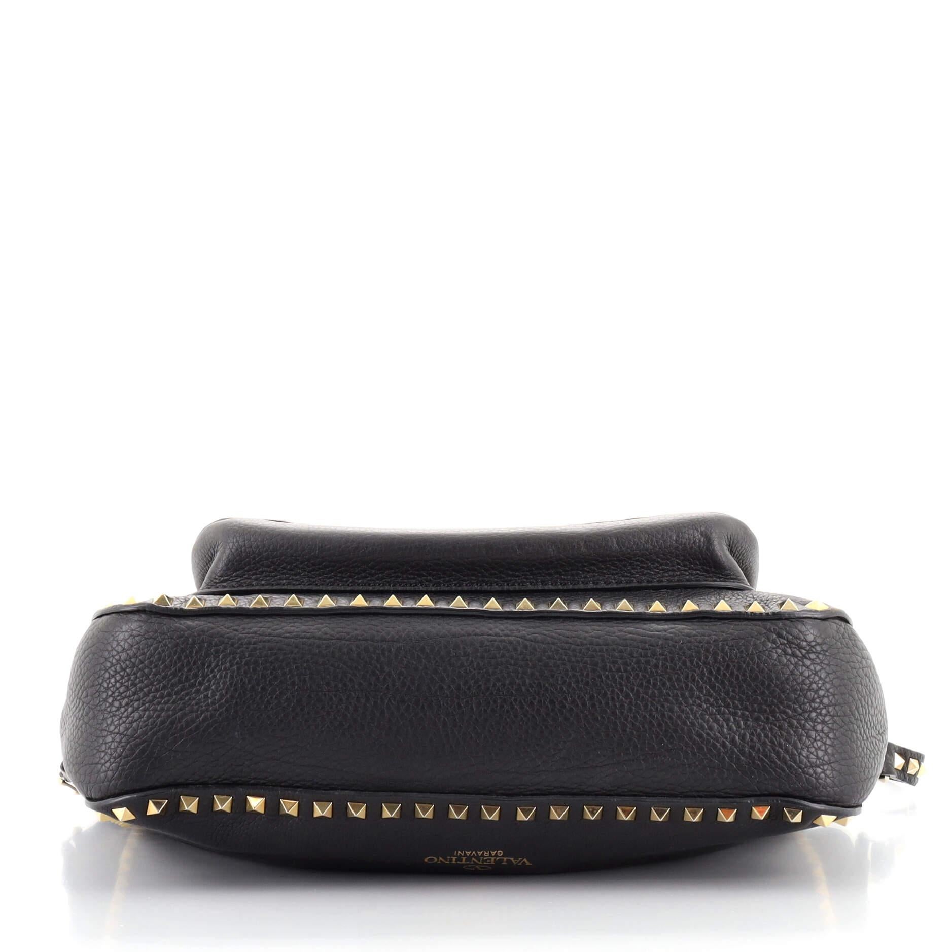 Valentino Rockstud Flip Lock Front Pocket Flap Messenger Bag Leather Medium In Good Condition In NY, NY