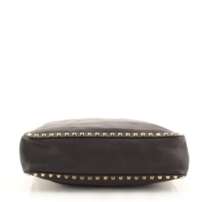 Valentino Rockstud Flip Lock Messenger Bag Leder Medium im Zustand „Gut“ in NY, NY