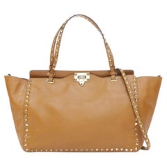 VALENTINO Rockstud Medium pebbled calfskin leather trapeze satchel tote bag