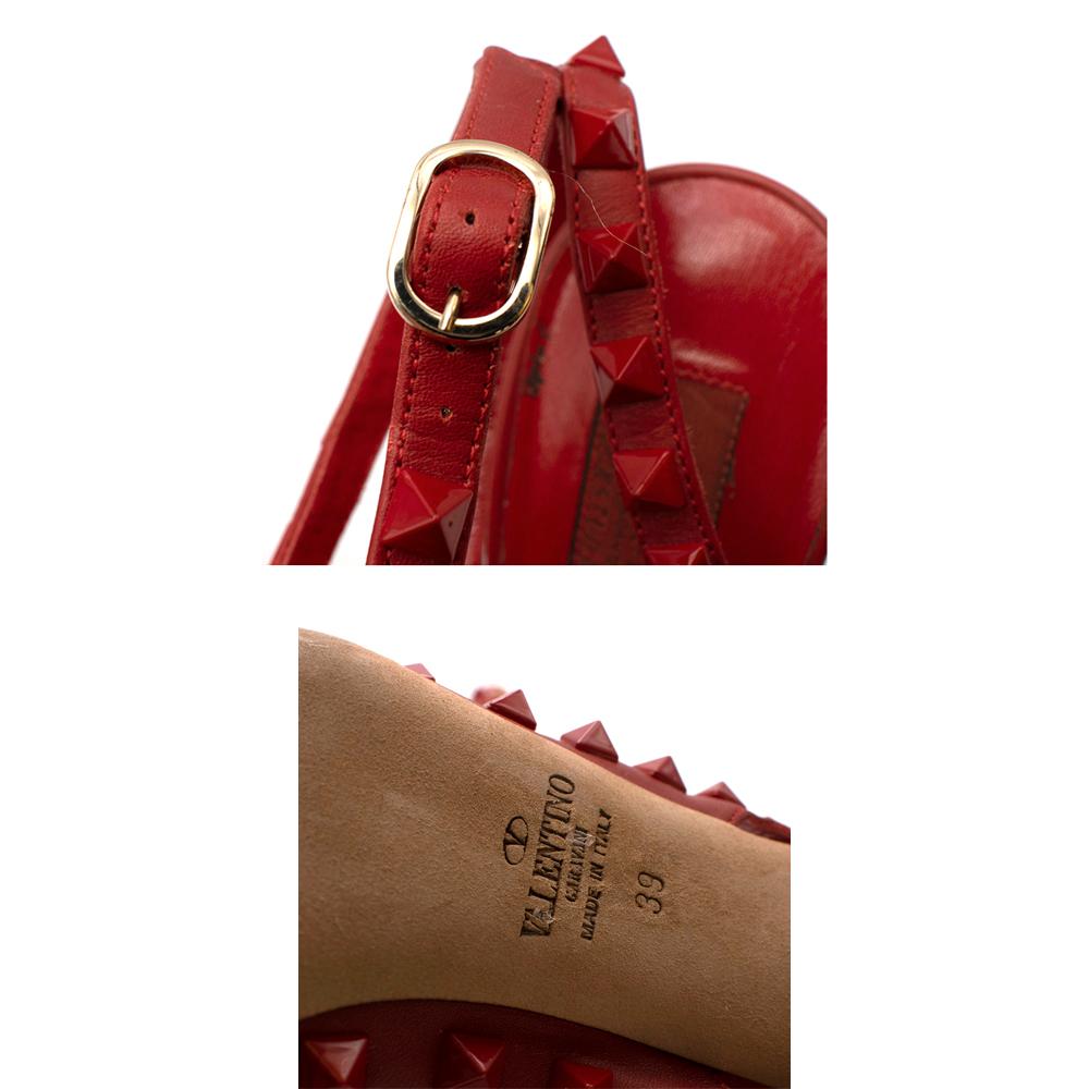 Valentino Rockstud Rot Leder Slingback Sandalen 39 für Damen oder Herren