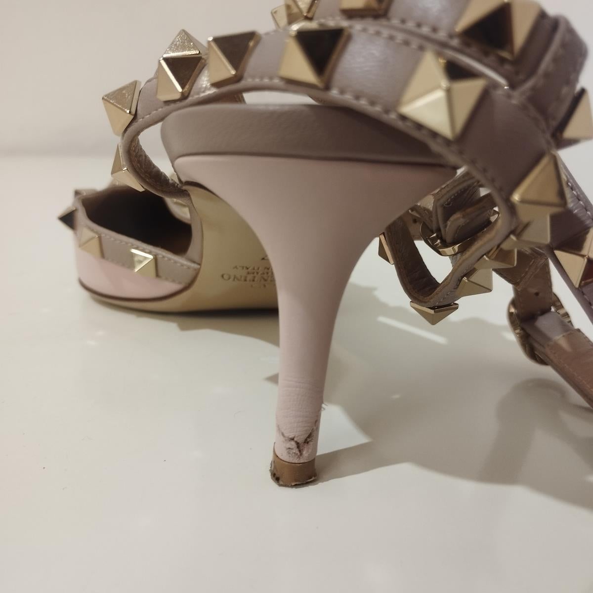 Valentino Rockstud Rockstud Ankle Strap IT 37 For Sale 1