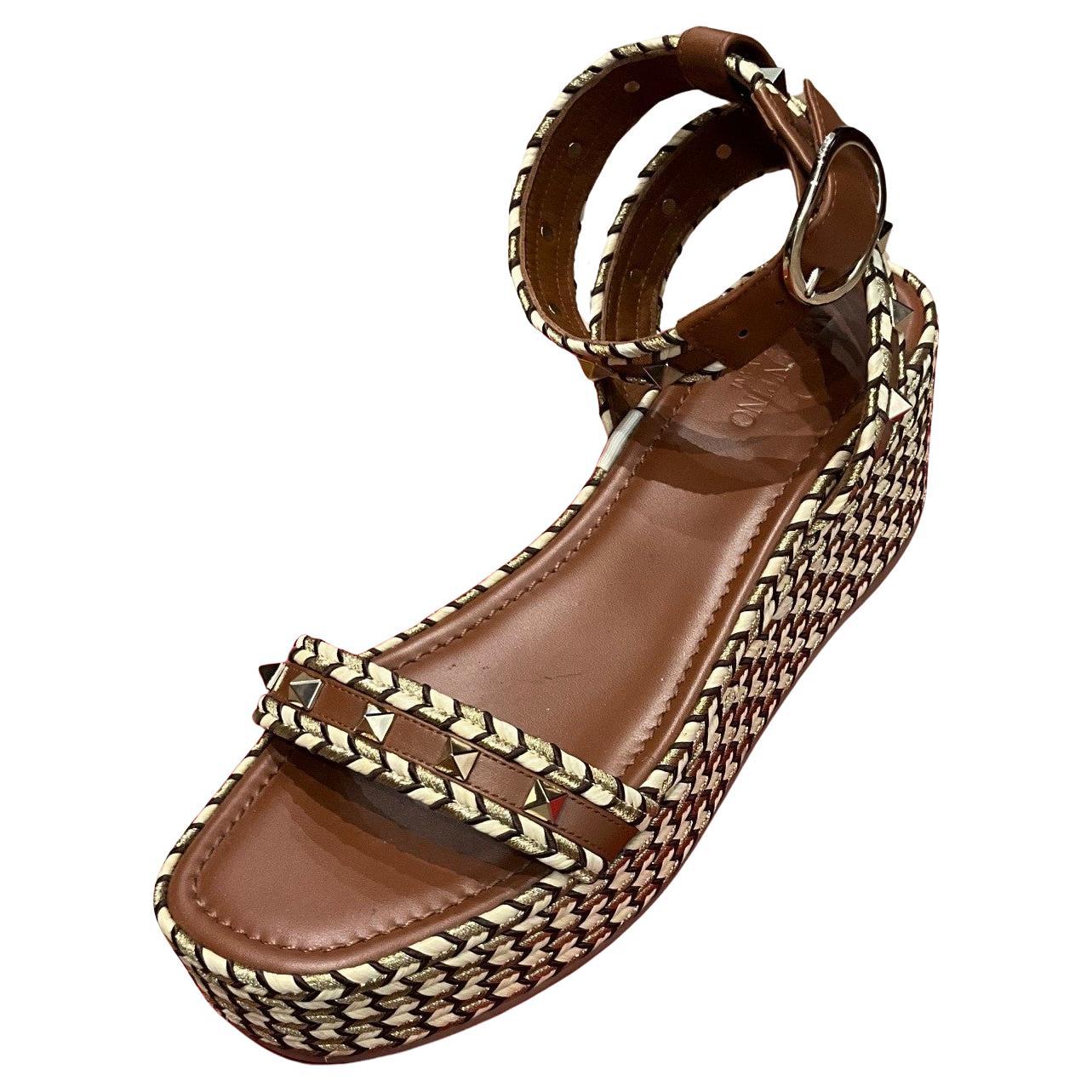 Valentino Rockstud Sandal Size EU 39 For Sale