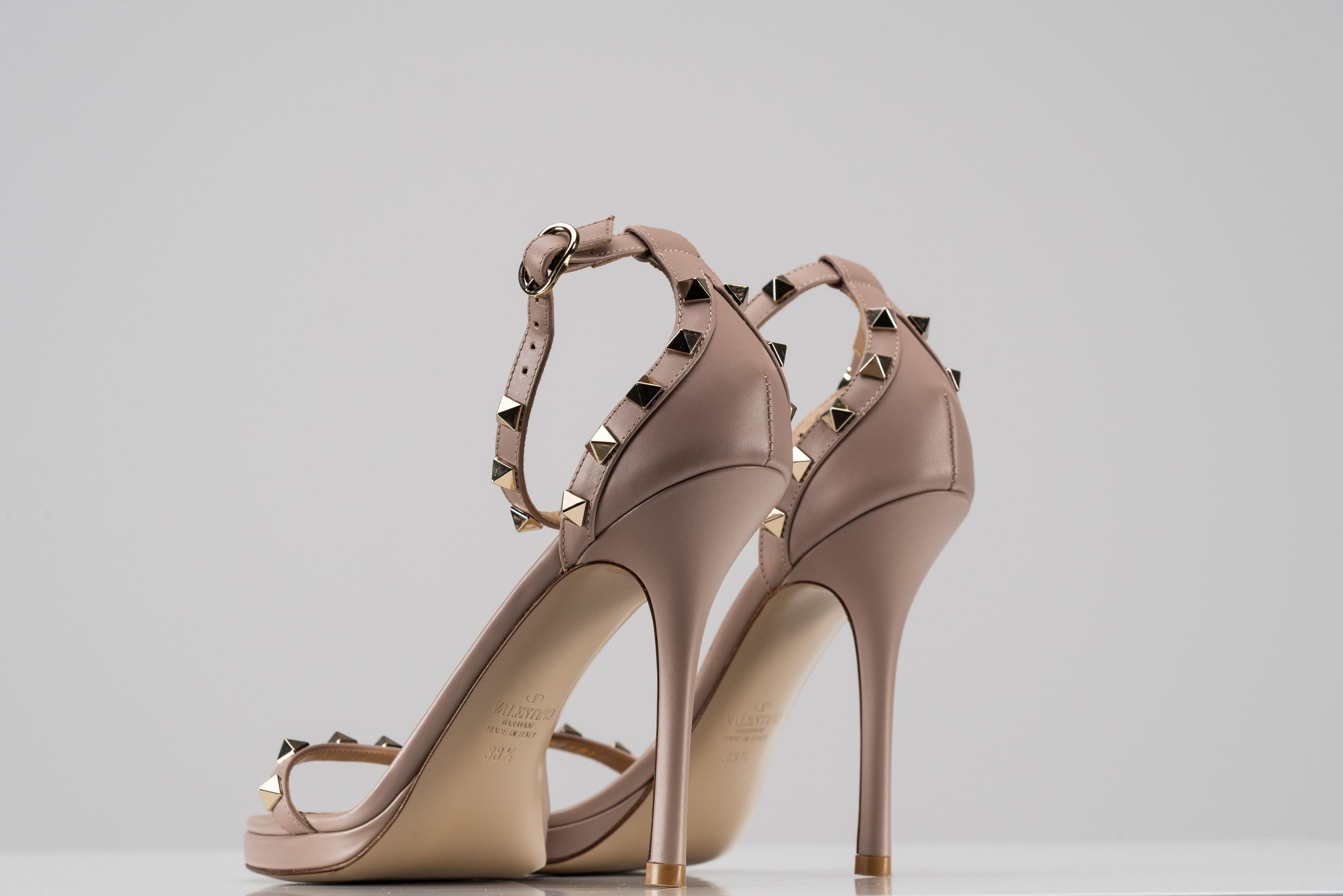 Valentino Rockstud Sandals Heels Size 38 1/2 For Sale 12