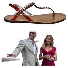 Valentino Sandalen mit Nieten getragen von Arielle Kebbel, Tracy in HBO's Ballers