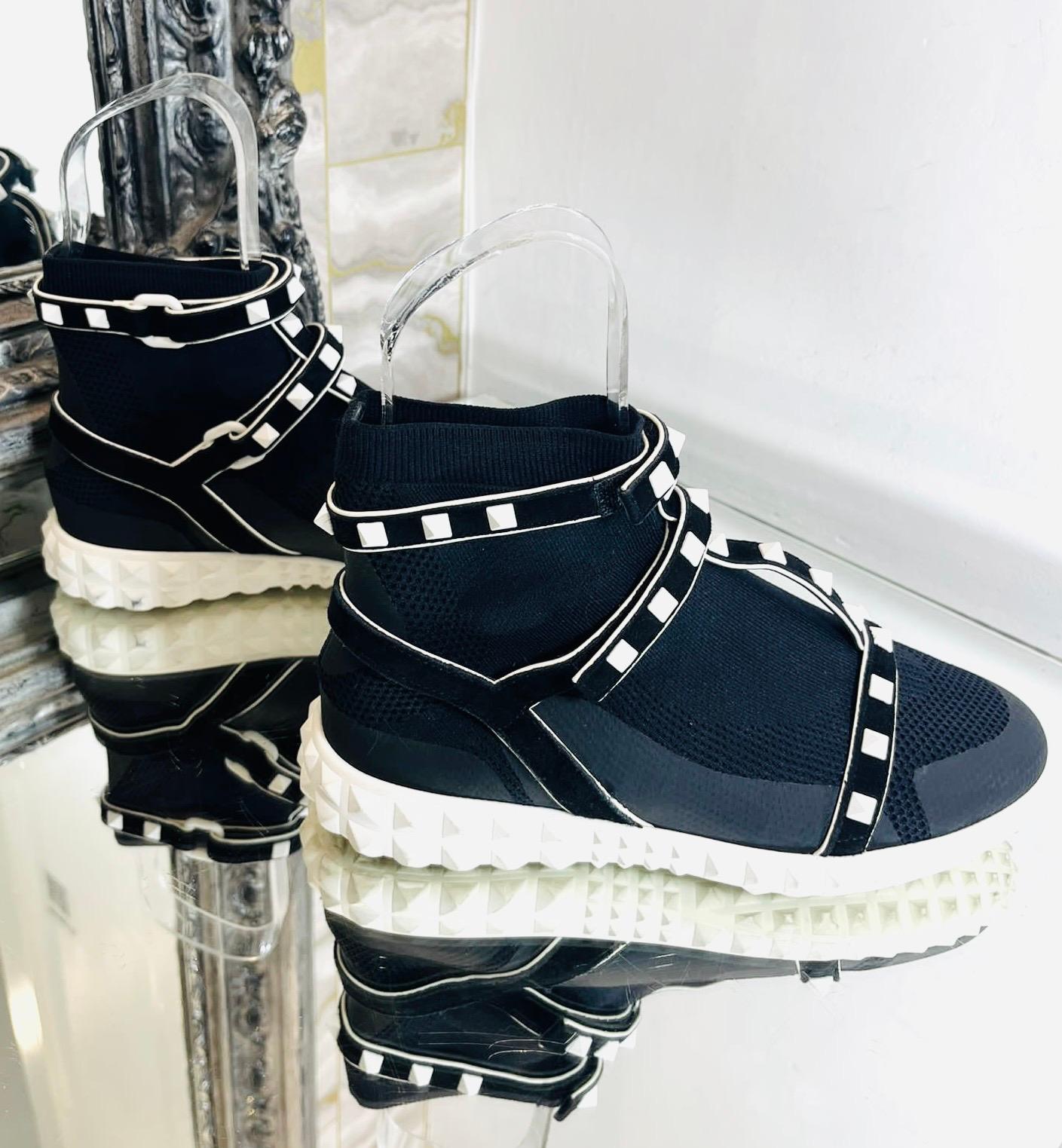 Valentino Rockstud Sock Sneakers In Good Condition For Sale In London, GB