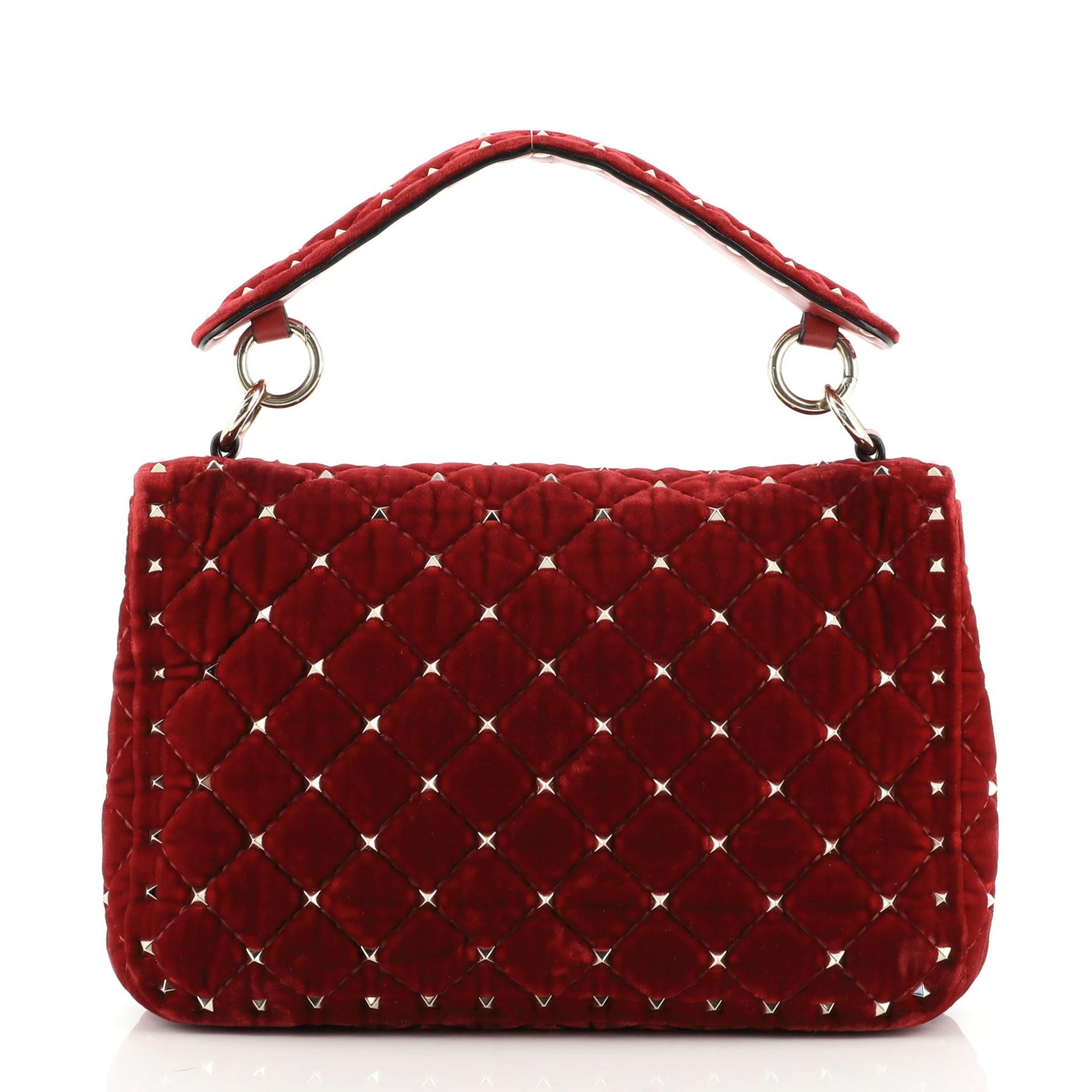 Valentino Rockstud Spike Klappentasche aus gestepptem Samt Medium im Zustand „Gut“ in NY, NY