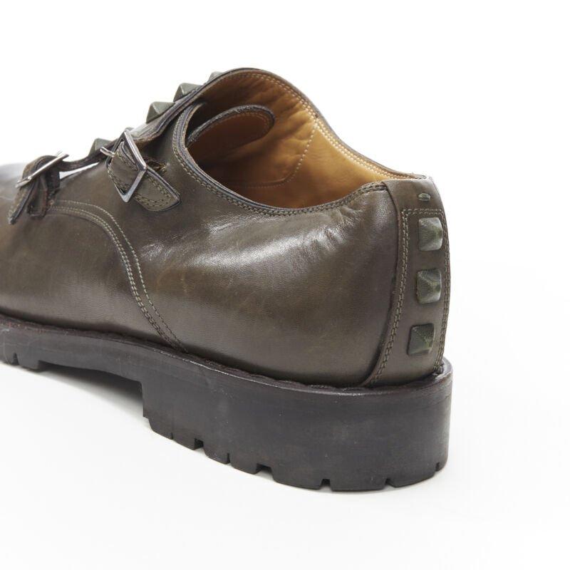 VALENTINO - Mocassins à crampons Rockstud avec double boucle et boucle moine - EU42 en vente 5