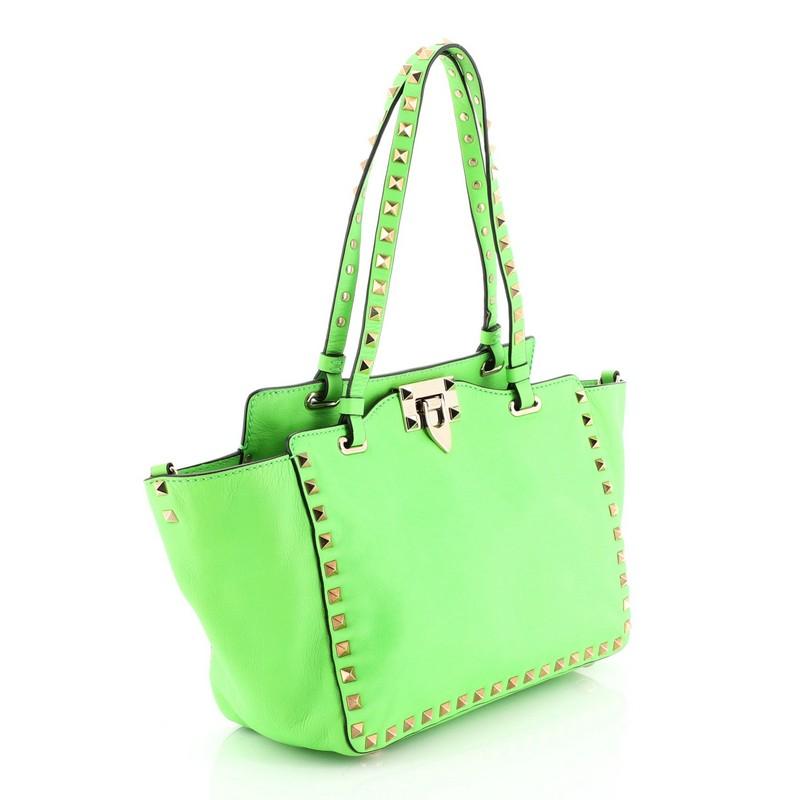 valentino rockstud green
