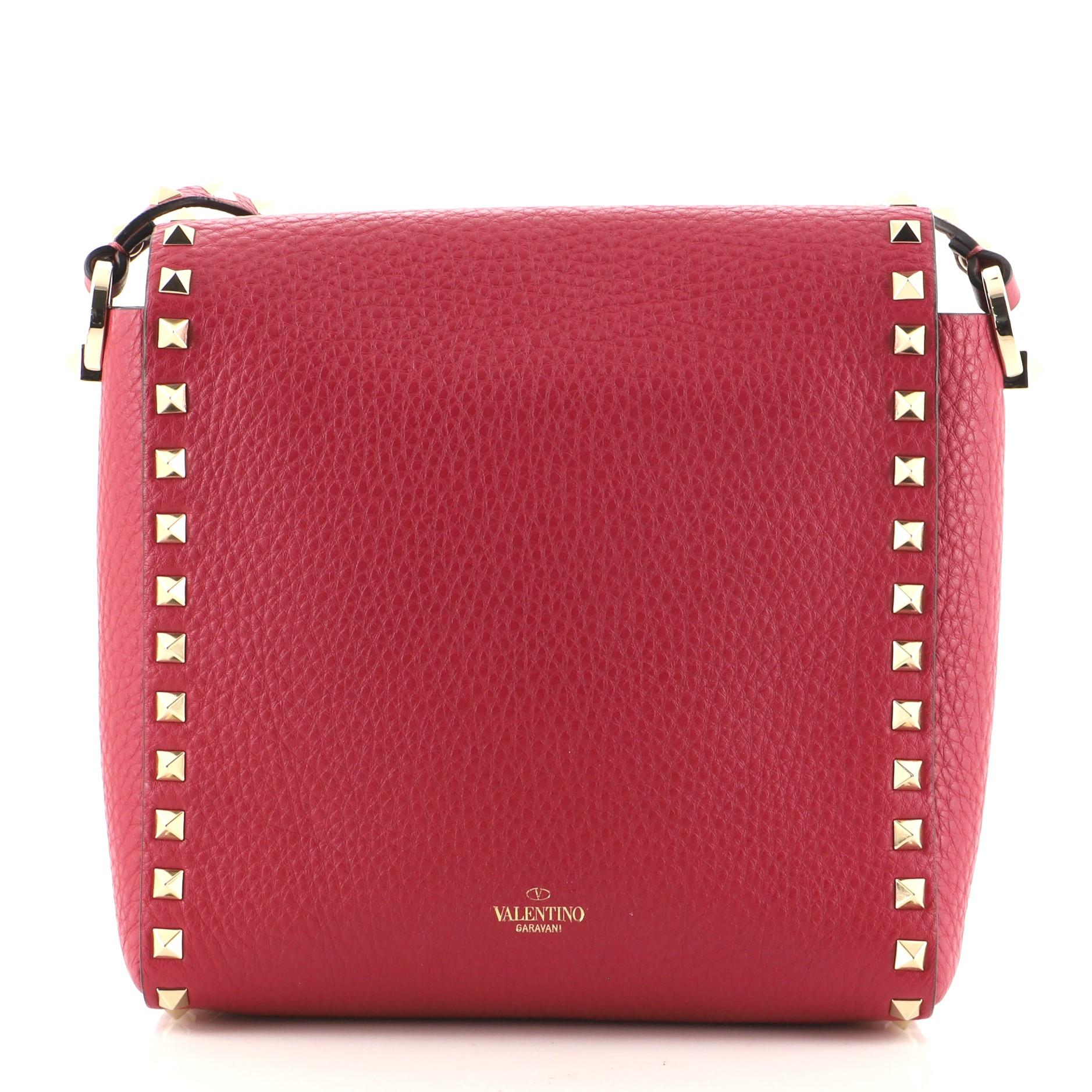 Valentino Rockstud Vertikale Umhängetasche aus Leder im Zustand „Gut“ in NY, NY