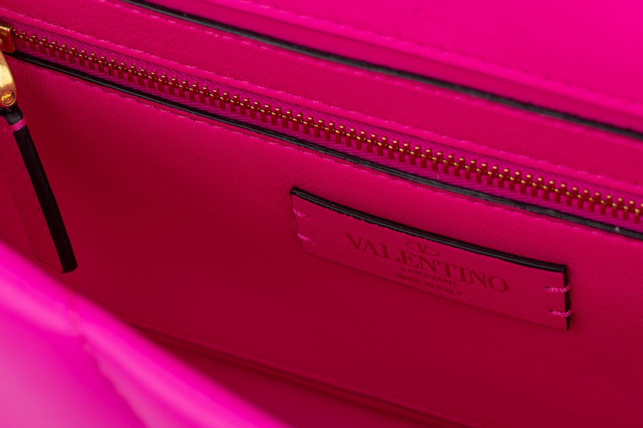 Valentino Roman Stud New Hot Pink In New Condition In West Hollywood, CA