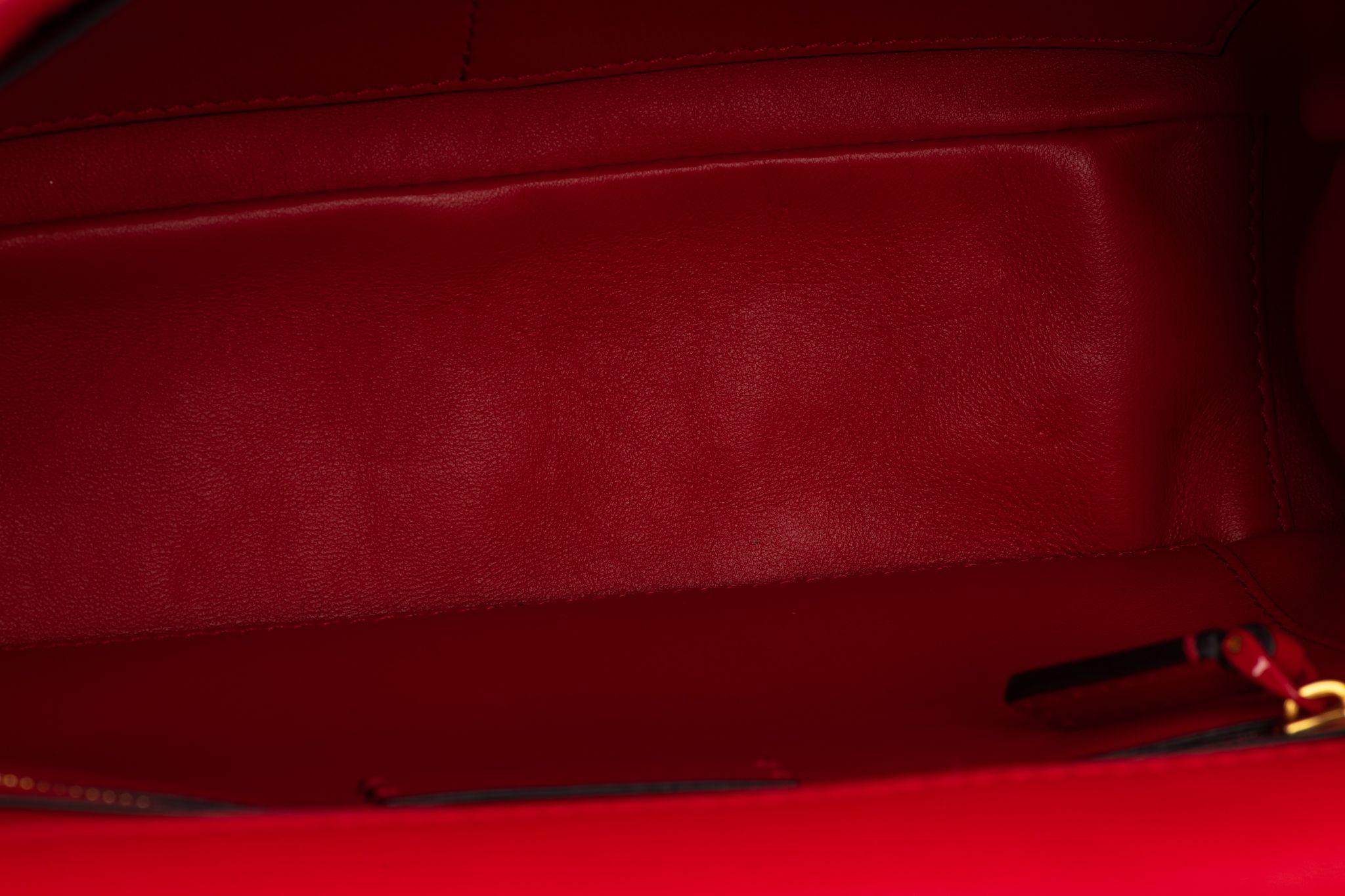 Valentino Roman Stud Red Shoulder Bag New For Sale 12