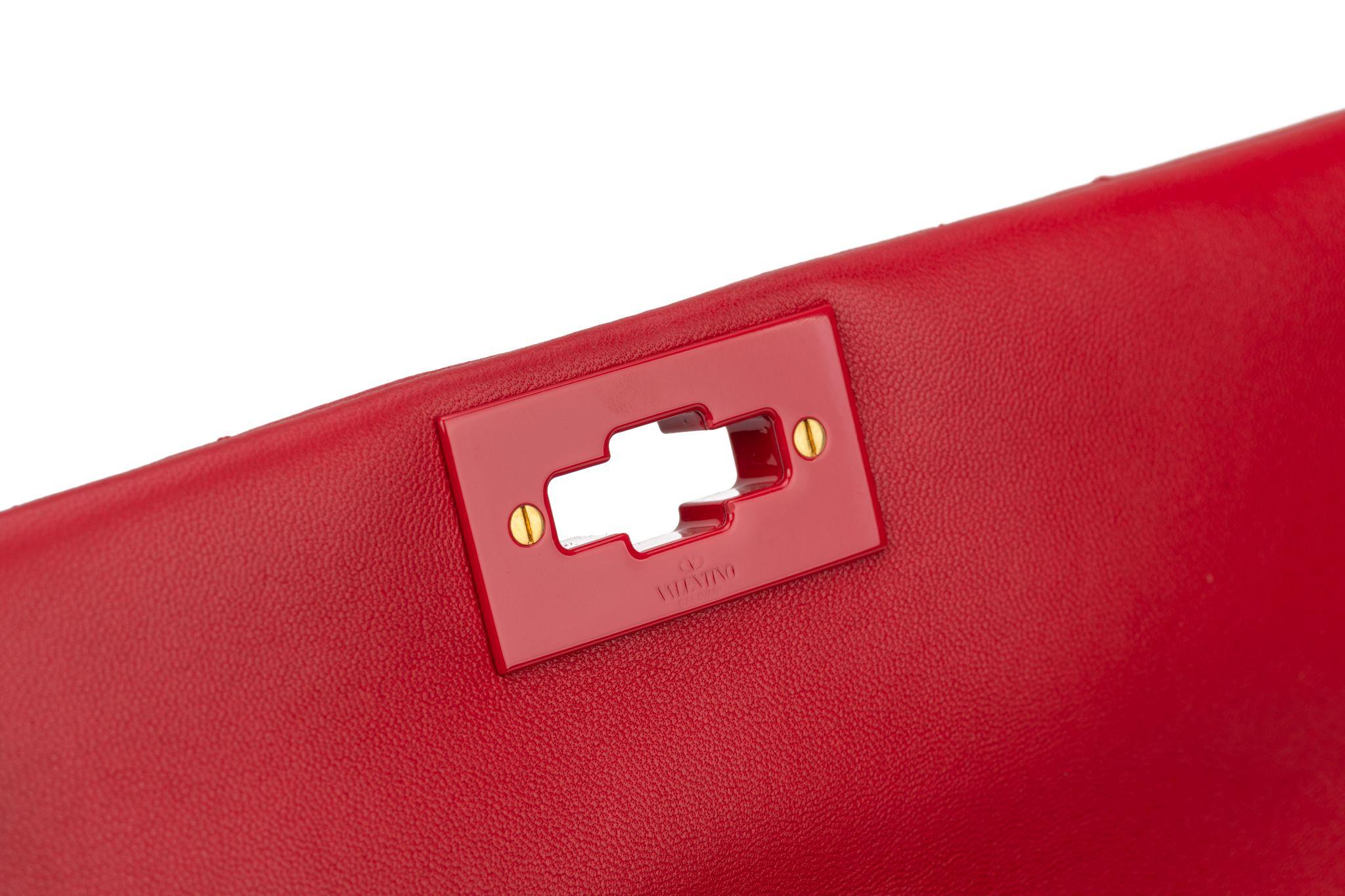Valentino Roman Stud Red Shoulder Bag New For Sale 3