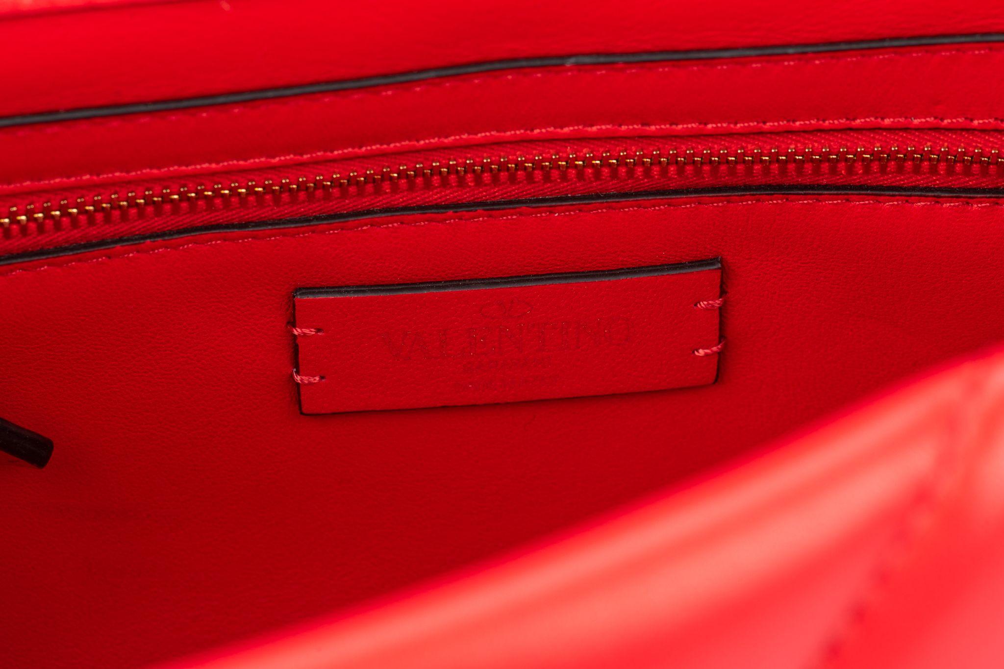 Valentino Roman Stud Red Shoulder Bag New For Sale 5
