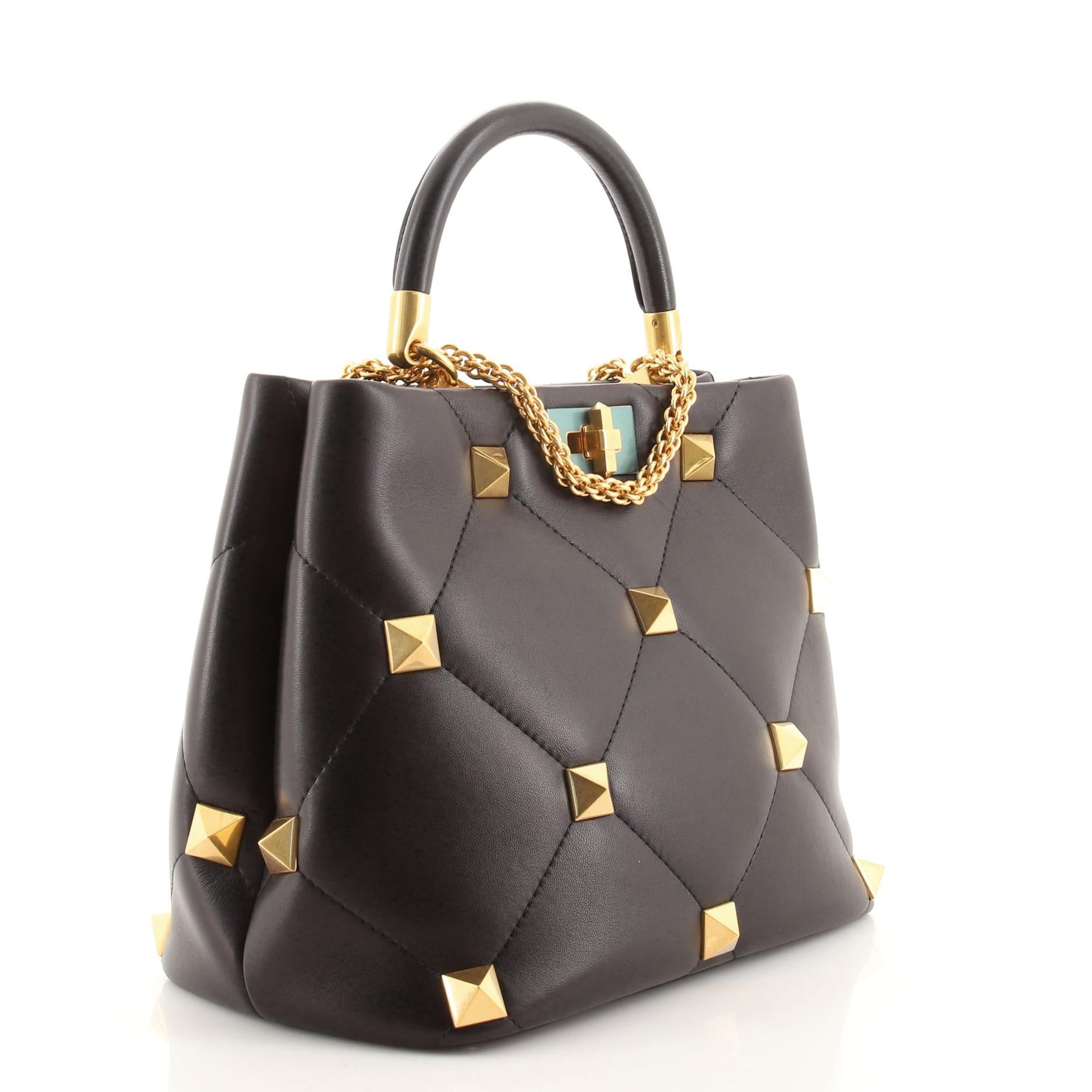 Valentino Valentino Römische Nieten Top Handle Tasche Gestepptes Leder Medium (Schwarz)